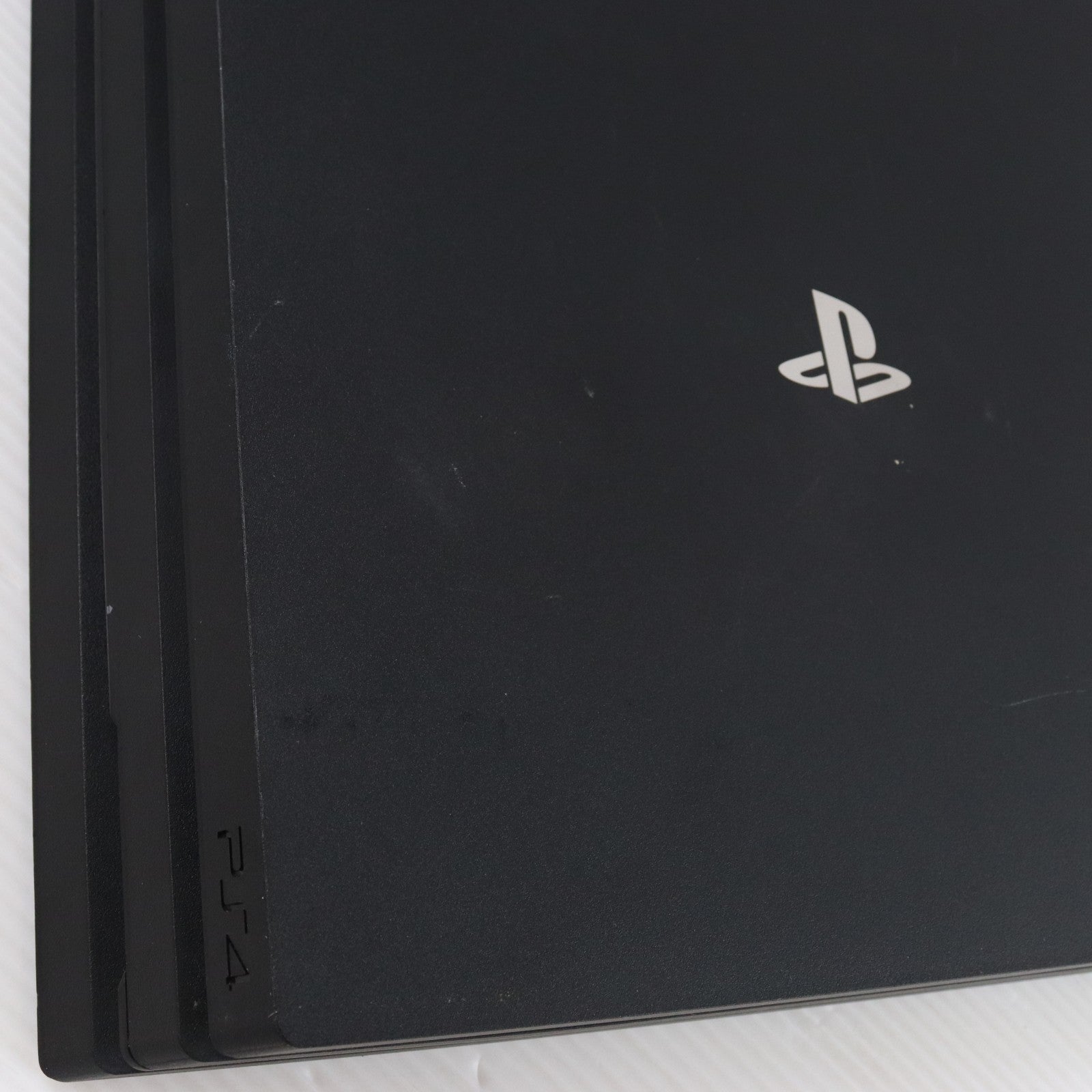 【中古即納】[PS4] (本体) PlayStation 4 Pro(プレイステーション4 プロ) ジェット・ブラック 1TB SIE(CUH-7000BB01)(20161110)
