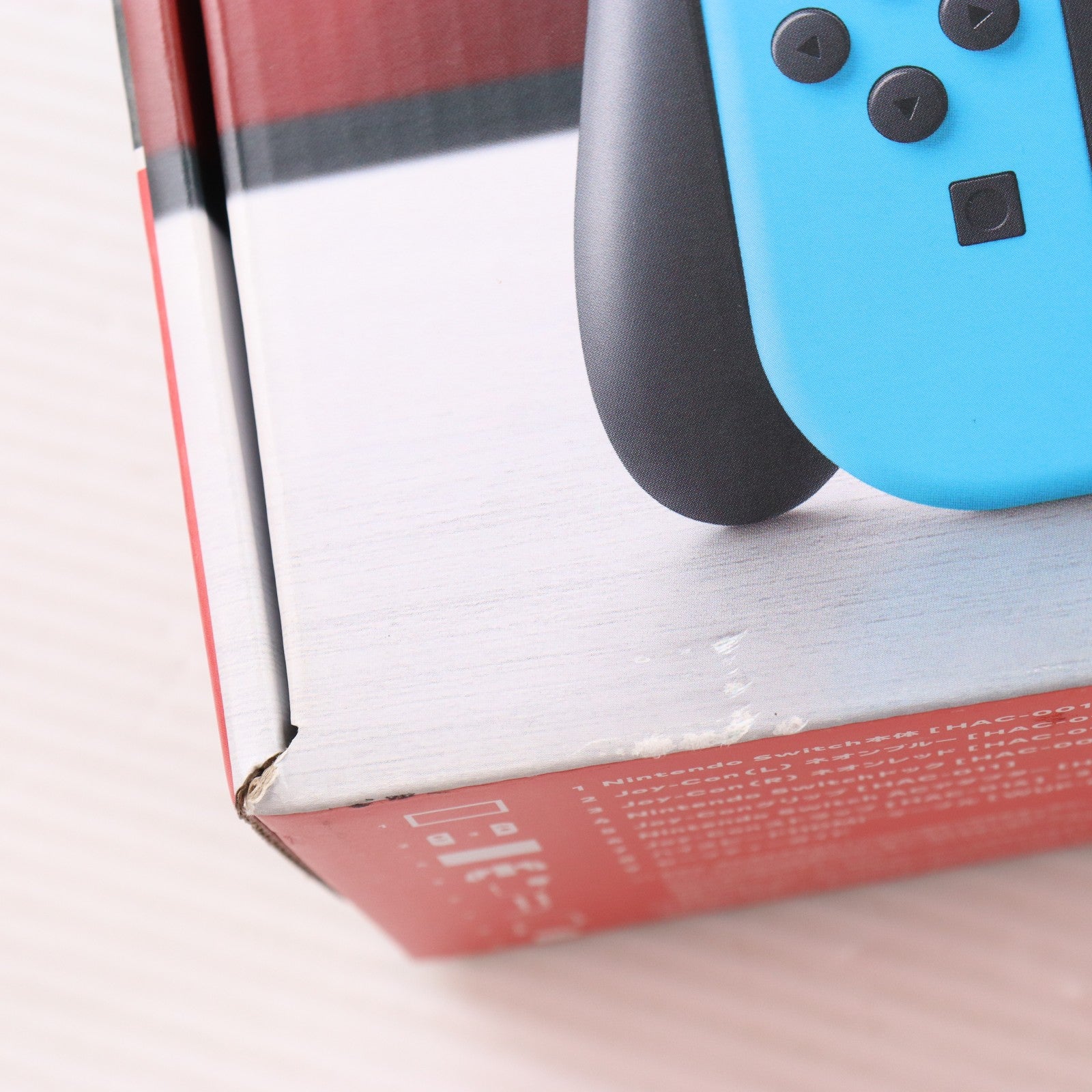 【中古即納】[Switch] (本体) Nintendo Switch(ニンテンドースイッチ) Joy-Con(L) ネオンブルー/R ネオンレッド 任天堂(HAC-S-KABAA)(20170303)