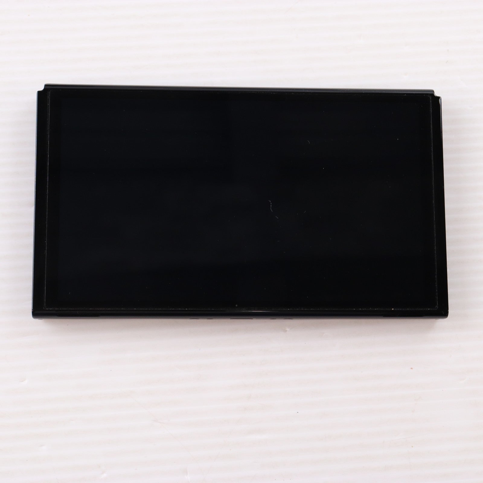 【中古即納】[Switch] (本体) Nintendo Switch(ニンテンドースイッチ) 有機ELモデル Joy-Con(L)/(R) ホワイト 任天堂(HEG-S-KAAAA)(20211008)