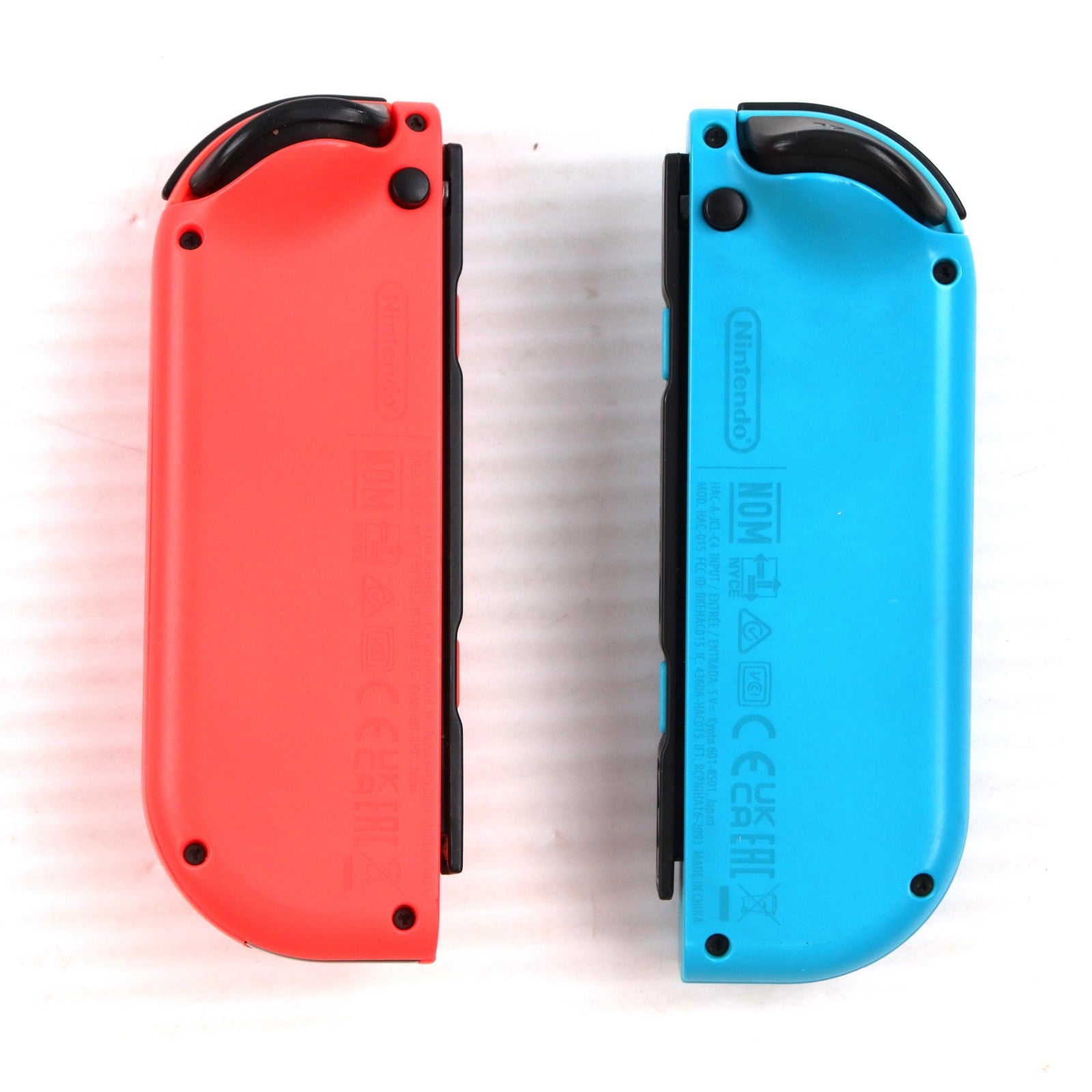 【中古即納】[Switch] (本体) Nintendo Switch(ニンテンドースイッチ) 有機ELモデル Joy-Con(L) ネオンブルー/R ネオンレッド 任天堂(HEG-S-KABAA)(20211008)