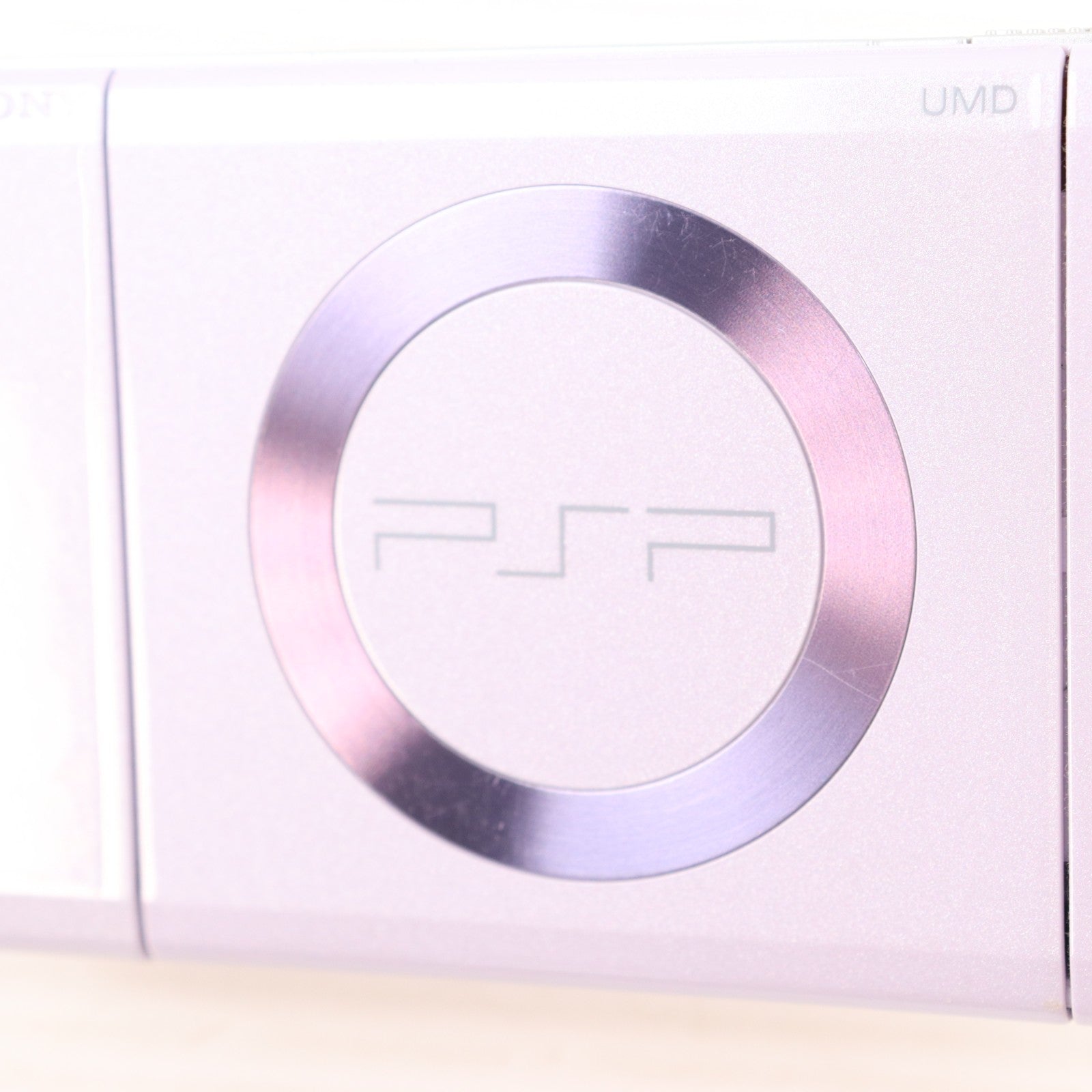【中古即納】[PSP] (本体) PlayStation Portable(プレイステーション・ポータブル) ラベンダー・パープル SCE(PSP-2000LP)(20070920)