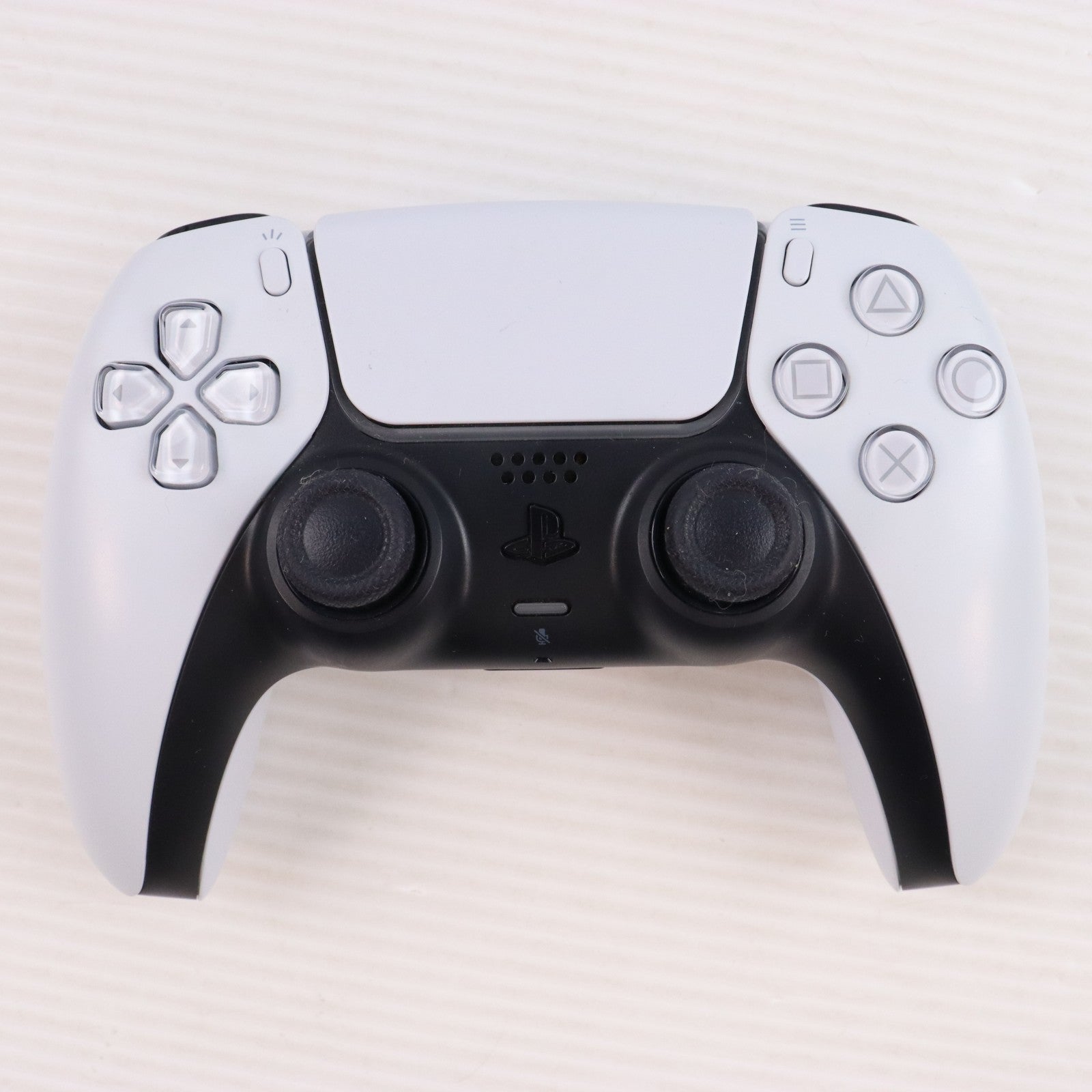 【中古即納】[PS5] (本体) PlayStation 5(プレイステーション5) SIE(CFI-1100A01)(20210824)