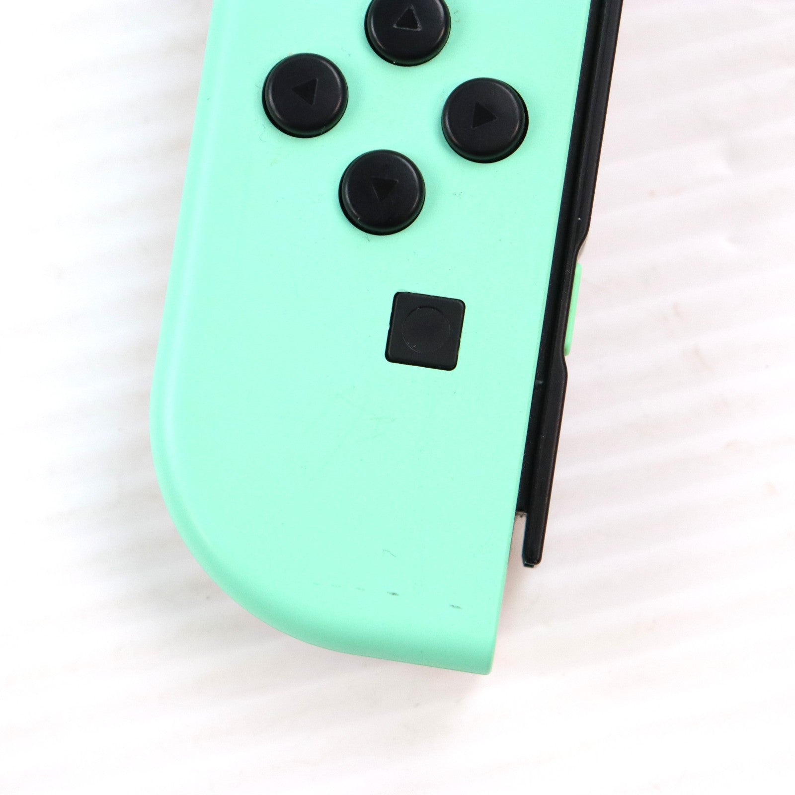【中古即納】[Switch] (本体)(ソフト無し) Nintendo Switch(ニンテンドースイッチ) あつまれ どうぶつの森セット 任天堂(HAD-S-KEAGC)(20200320)