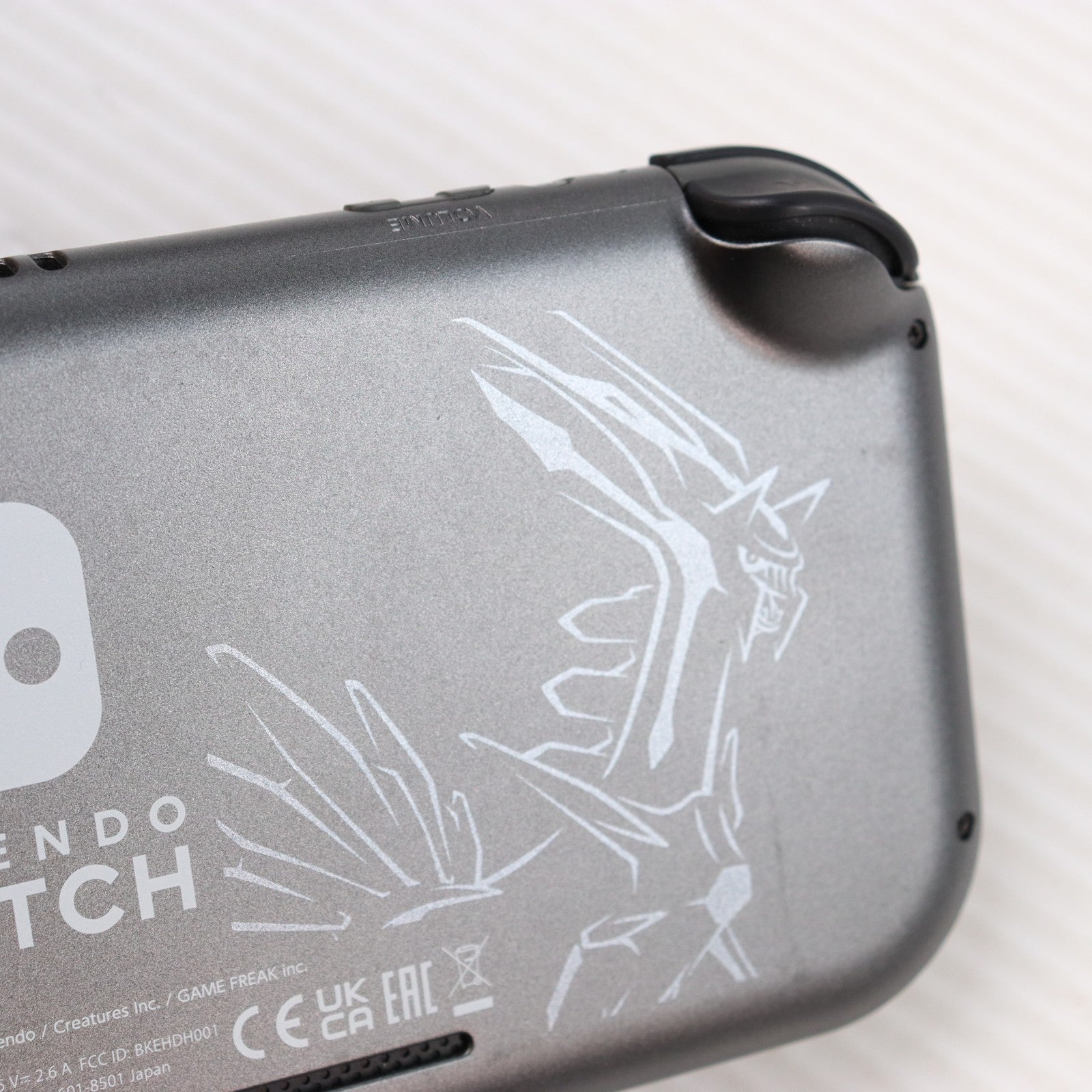 【中古即納】[Switch] (本体) Nintendo Switch Lite(ニンテンドースイッチライト) ディアルガ・パルキア 任天堂(HDH-S-VAZAA)(20211105)