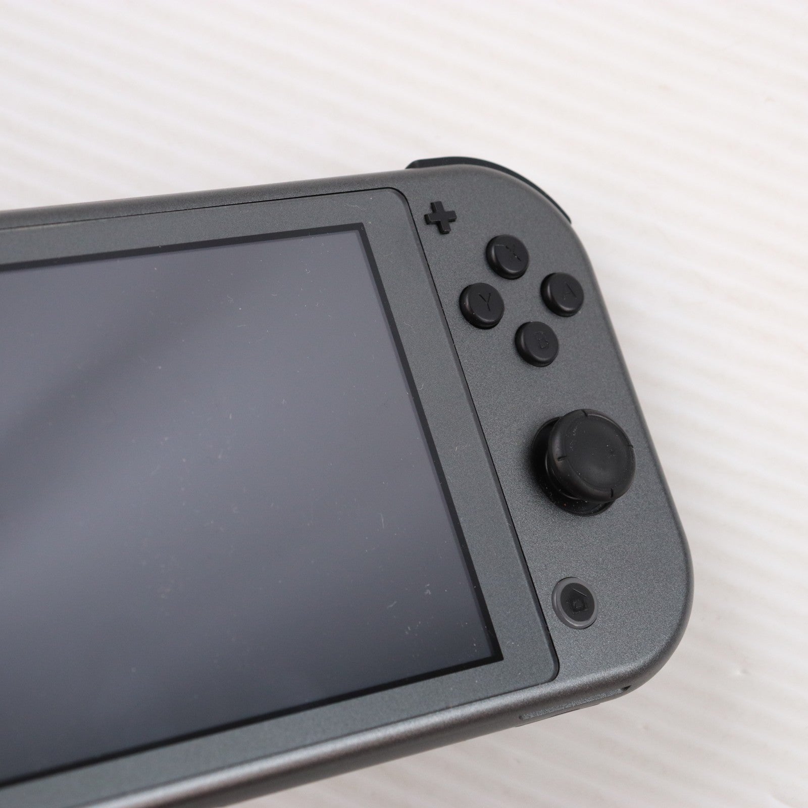 【中古即納】[Switch] (本体) Nintendo Switch Lite(ニンテンドースイッチライト) ディアルガ・パルキア 任天堂(HDH-S-VAZAA)(20211105)