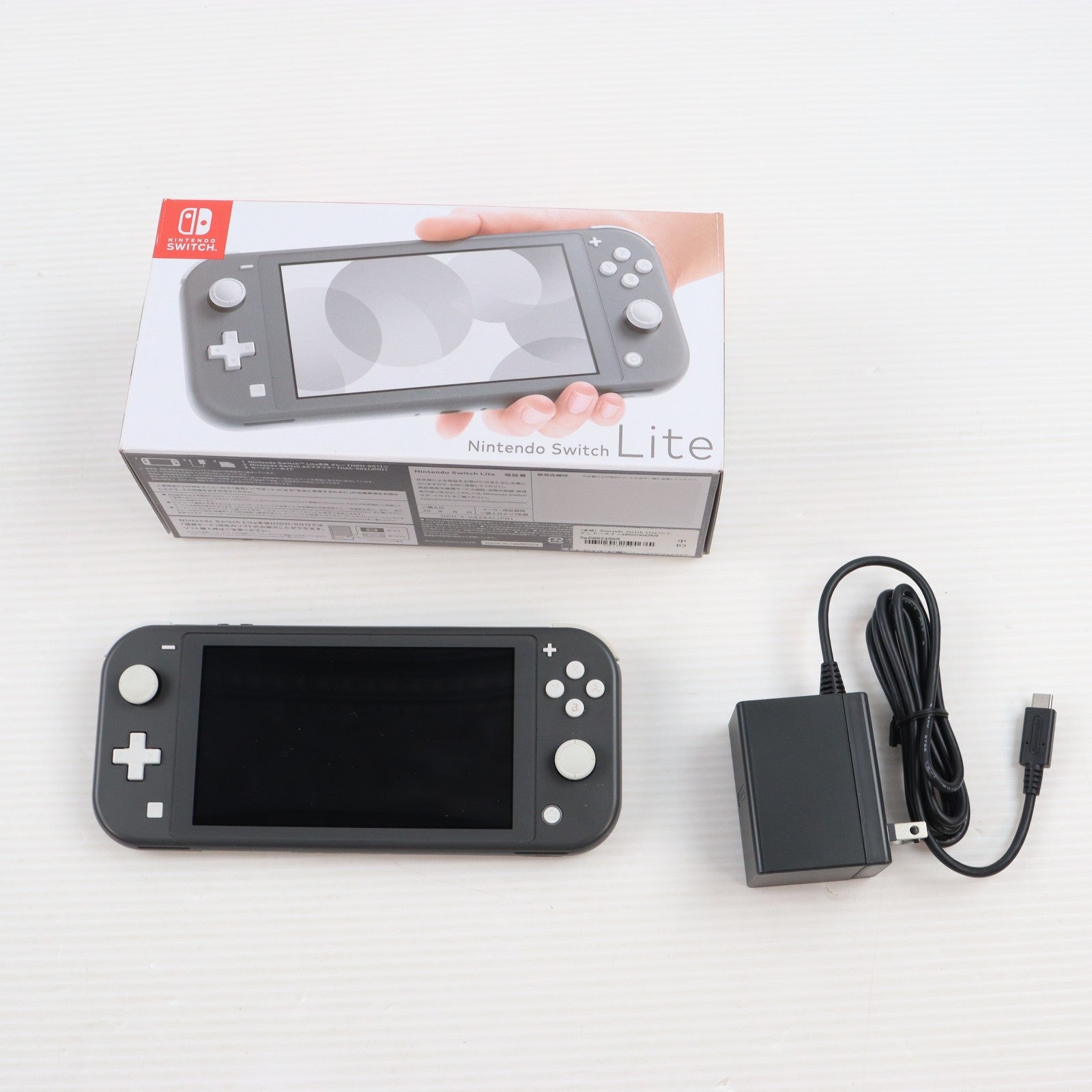 【中古即納】[Switch] (本体) Nintendo Switch Lite(ニンテンドースイッチライト) グレー 任天堂(HDH-S-GAZAA)(20190920)