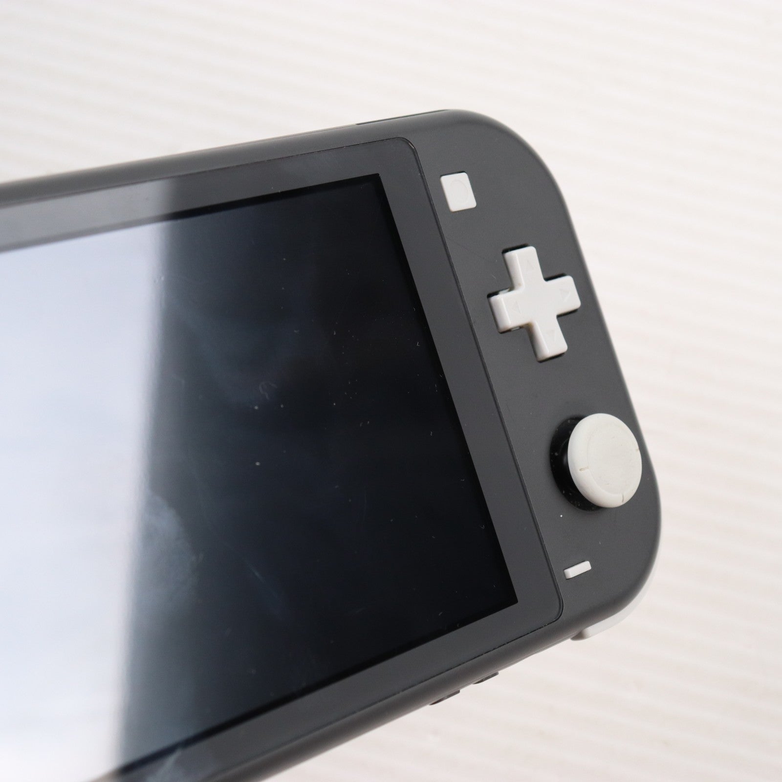 【中古即納】[Switch] (本体) Nintendo Switch Lite(ニンテンドースイッチライト) グレー 任天堂(HDH-S-GAZAA)(20190920)