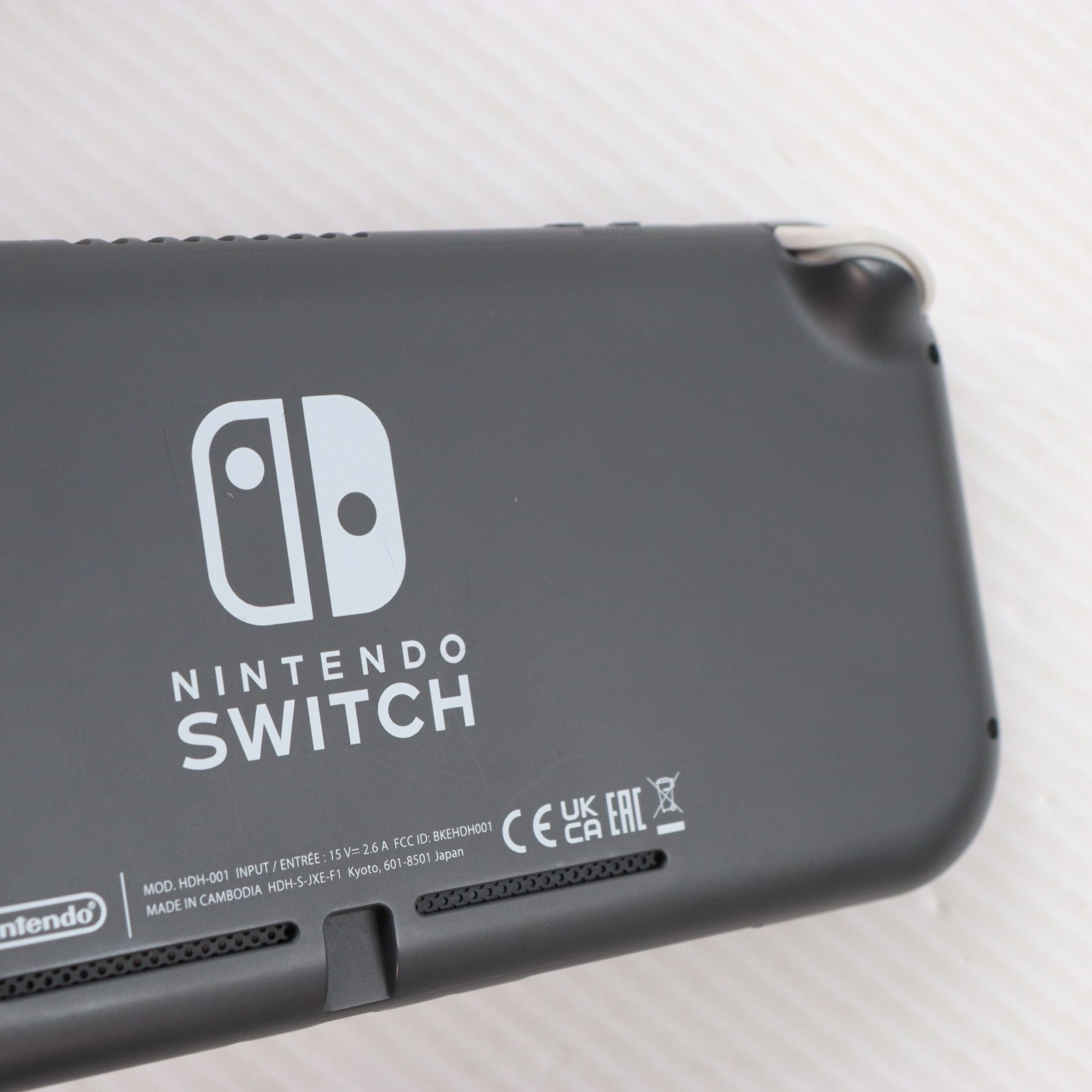 【中古即納】[Switch] (本体) Nintendo Switch Lite(ニンテンドースイッチライト) グレー 任天堂(HDH-S-GAZAA)(20190920)