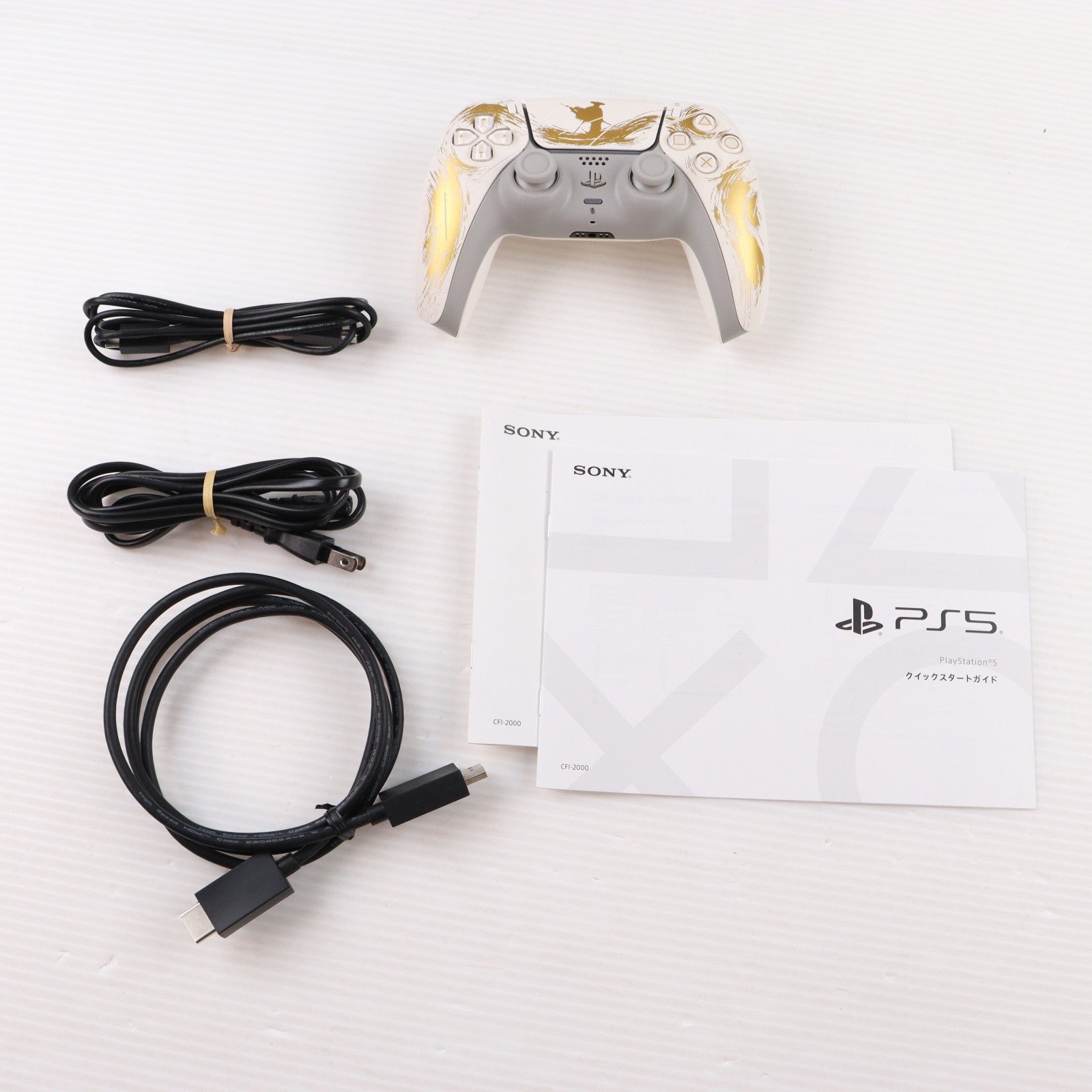 【中古即納】[PS5] (本体) PlayStation 5(プレイステーション5) Ghost of Yotei(ゴースト・オブ・ヨウテイ) ゴールド リミテッドエディション SIE(CFIJ-10029)(20251002)