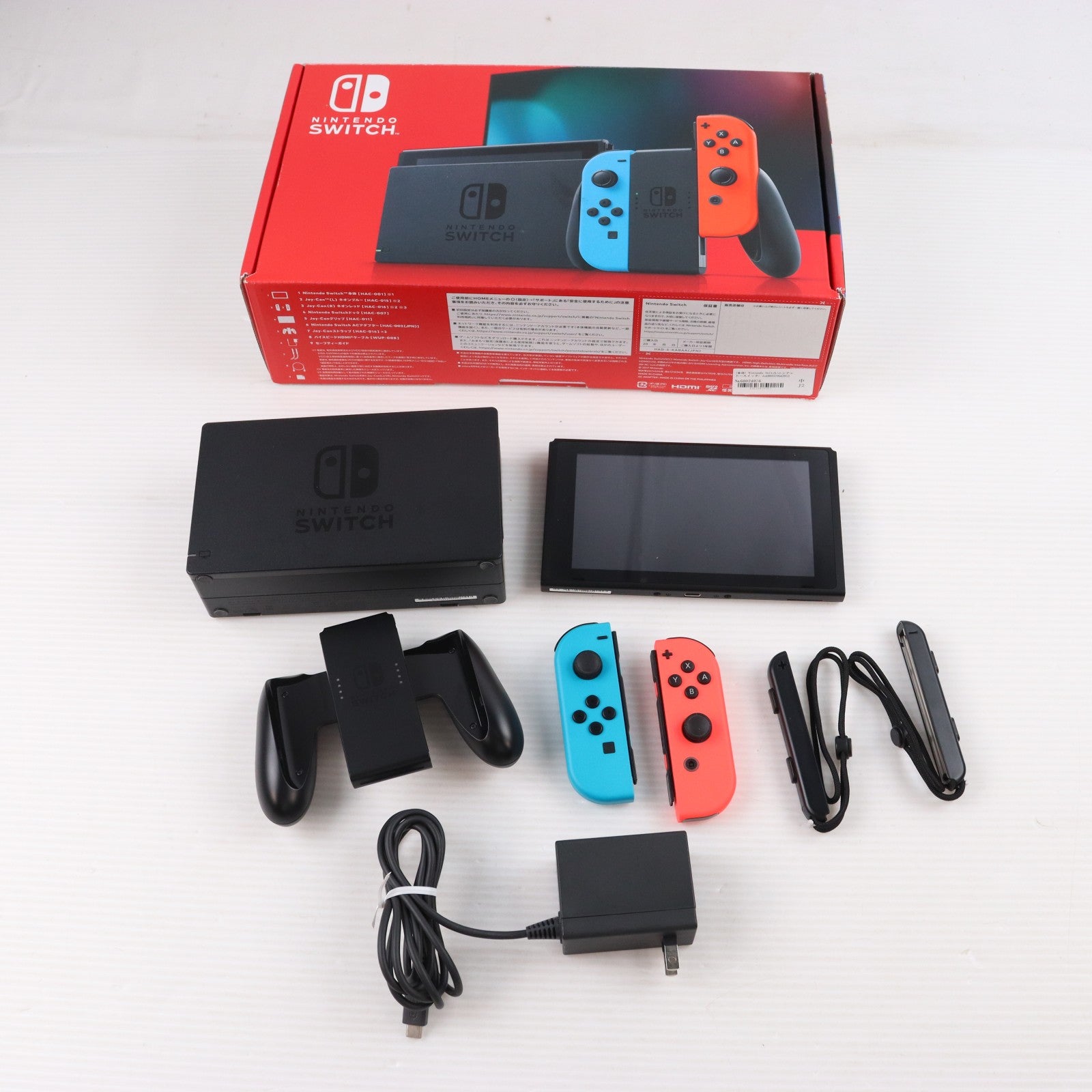 【中古即納】[Switch] (本体) Nintendo Switch(ニンテンドースイッチ) Joy-Con(L) ネオンブルー/(R) ネオンレッド 任天堂(HAD-S-KABAA)(20190830)