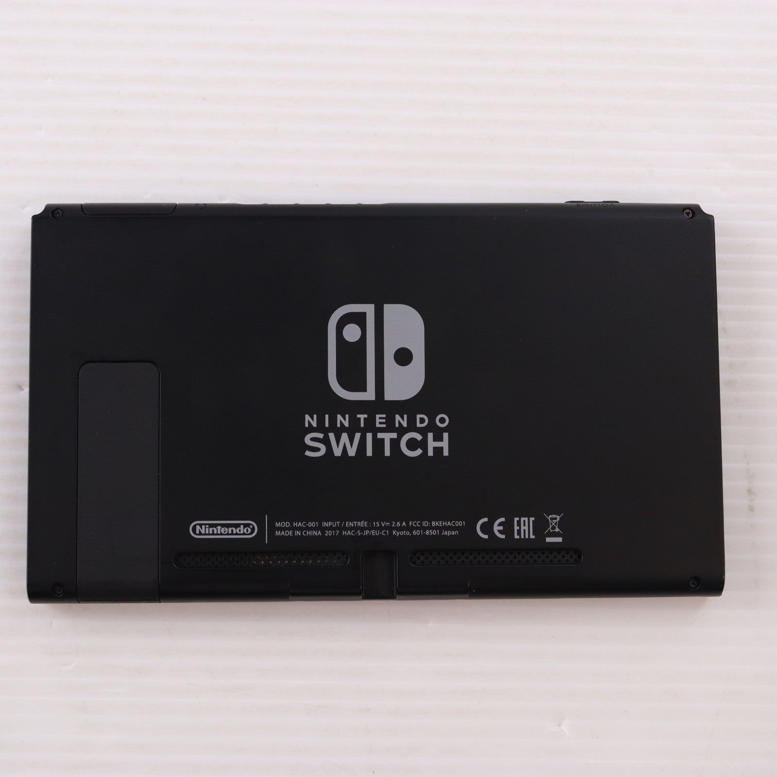 【中古即納】[Switch] (本体) Nintendo Switch(ニンテンドースイッチ) Joy-Con(L) ネオンブルー/(R) ネオンレッド 任天堂(HAD-S-KABAA)(20190830)
