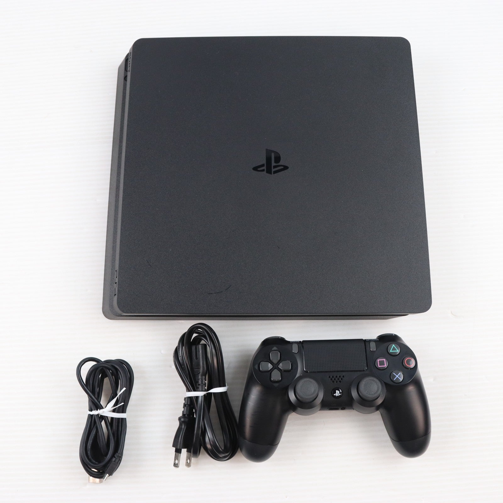 【中古即納】[PS4] (本体) PlayStation 4(プレイステーション4) ジェット・ブラック 1TB SIE(CUH-2200BB01)(20180625)