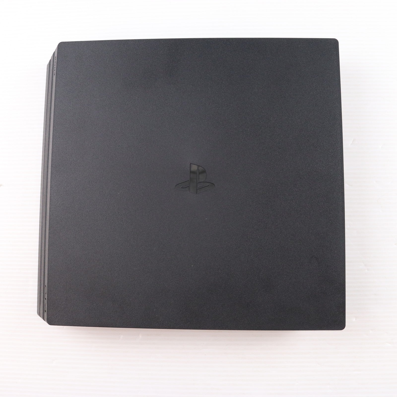 【中古即納】[PS4] (本体) PlayStation 4 Pro(プレイステーション4 プロ) ジェット・ブラック 1TB SIE(CUH-7200BB01)(20180927)