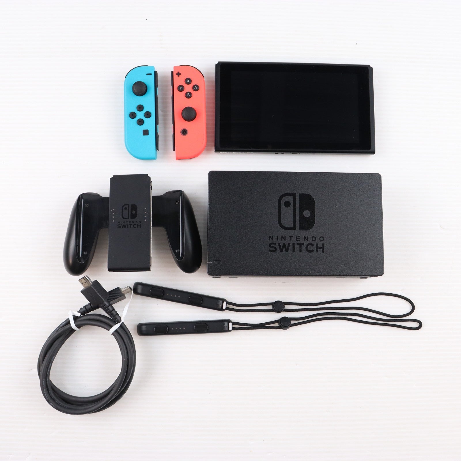 【中古即納】[Switch] (本体) Nintendo Switch(ニンテンドースイッチ) 有機ELモデル Joy-Con(L) ネオンブルー/R ネオンレッド 任天堂(HEG-S-KABAA)(20211008)