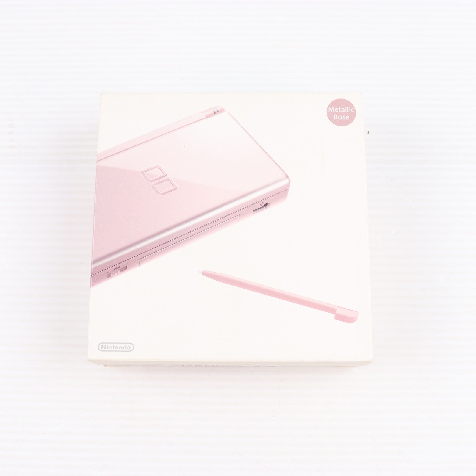 【中古即納】[NDS] (本体) ニンテンドーDS Lite(ライト) メタリックロゼ 任天堂(USG-S-ZPA)(20070623)
