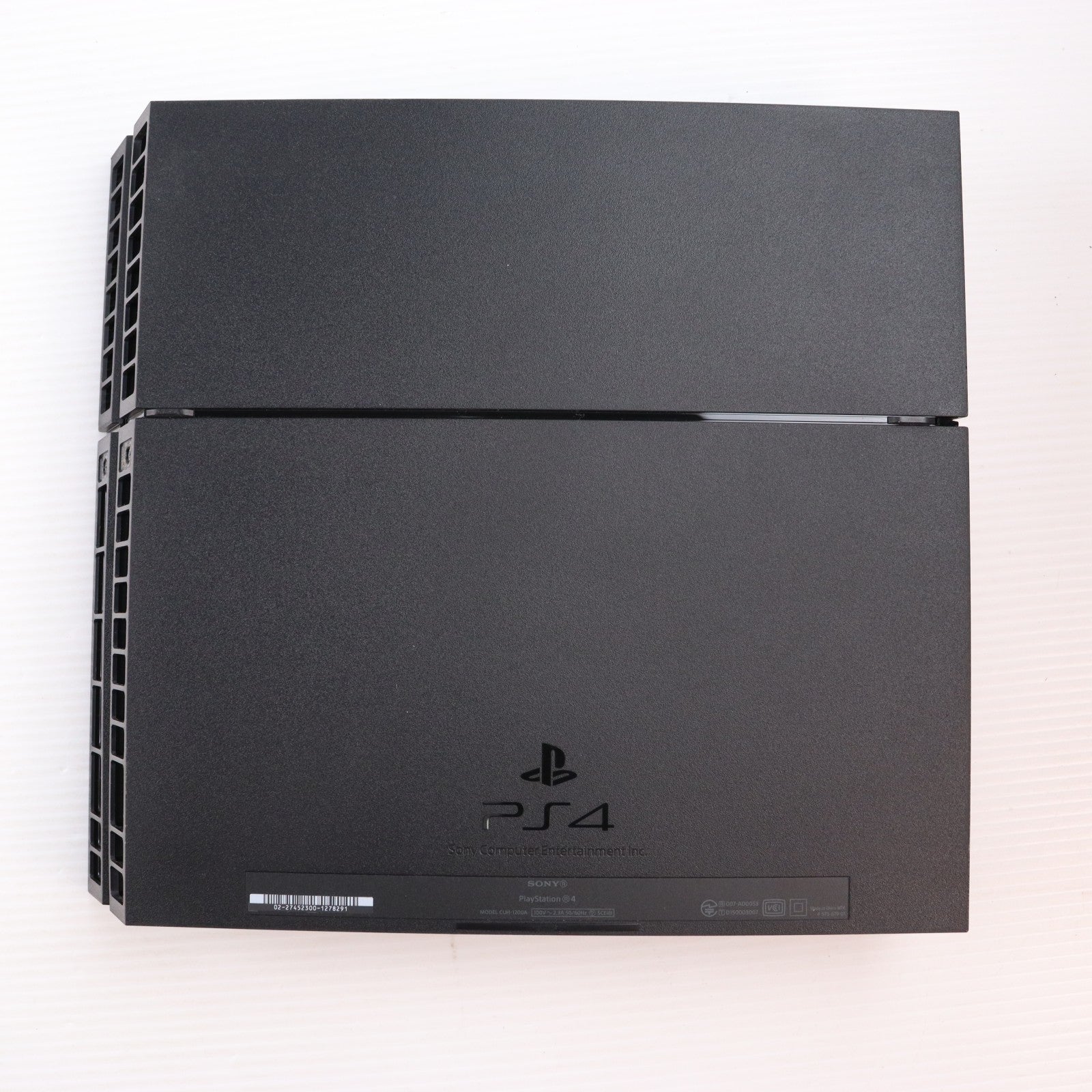【中古即納】[PS4] (本体) PlayStation 4(プレイステーション4) ジェット・ブラック HDD500GB SCE(CUH-1200AB01)(20150625)