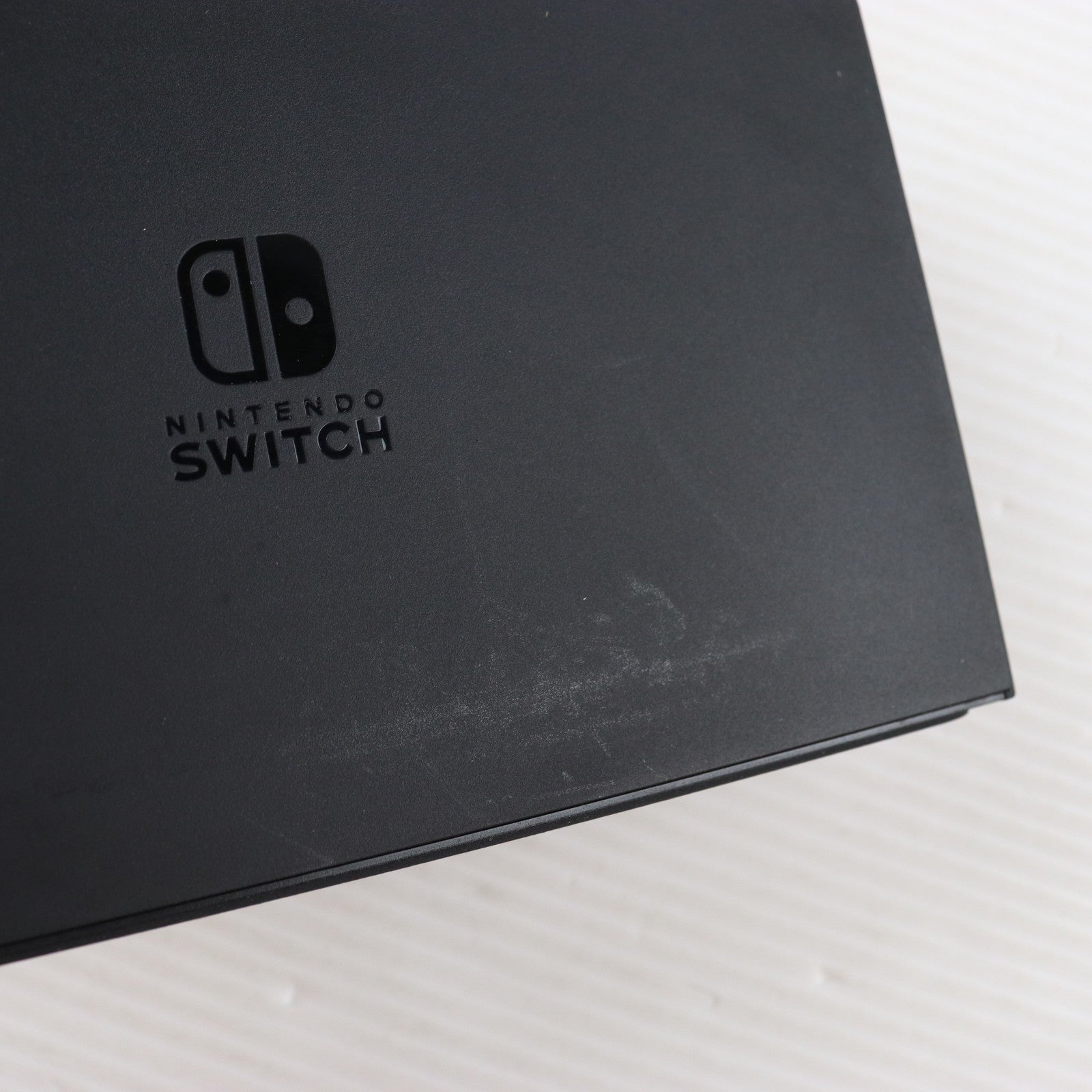 【中古即納】[Switch] (本体) Nintendo Switch(ニンテンドースイッチ) 有機ELモデル Joy-Con(L) ネオンブルー/R ネオンレッド 任天堂(HEG-S-KABAA)(20211008)