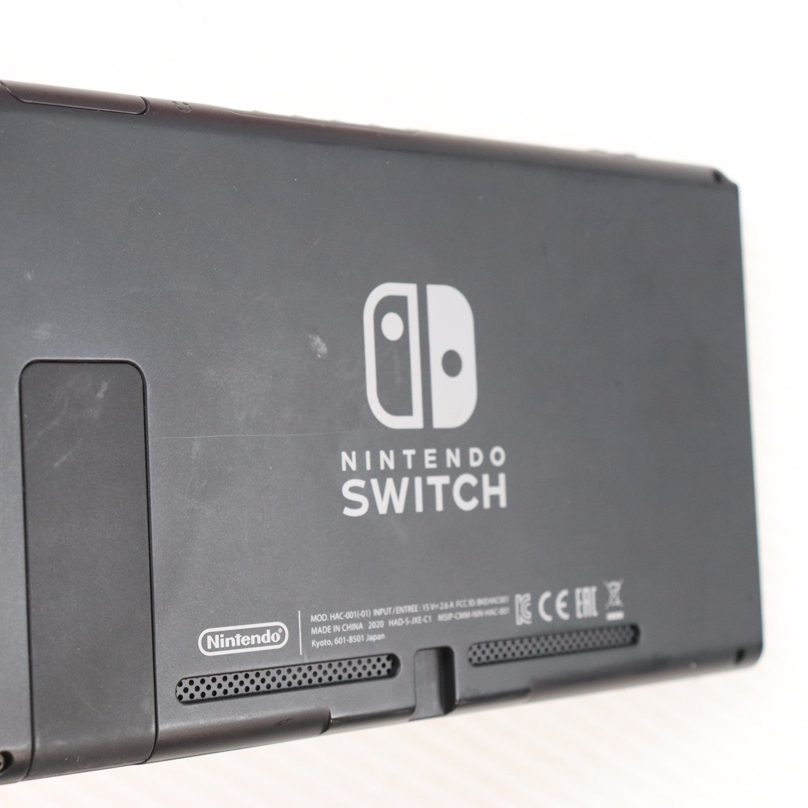 【中古即納】[Switch] (本体) Nintendo Switch(ニンテンドースイッチ) Joy-Con(L)/R グレー 任天堂(HAC-S-KAAAA)(20170303)