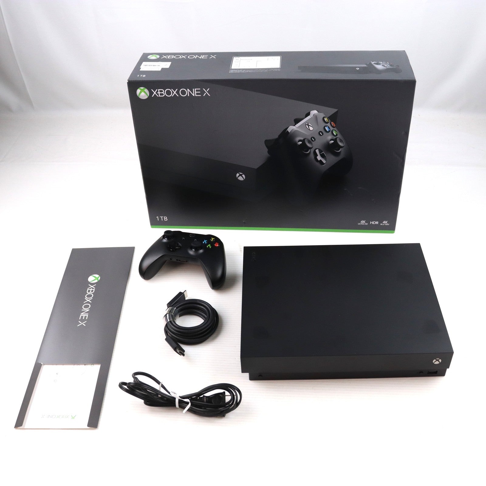 【中古即納】[XboxOne] (本体) Xbox One X 1TB 日本マイクロソフト(CYV-00015)(20171107)