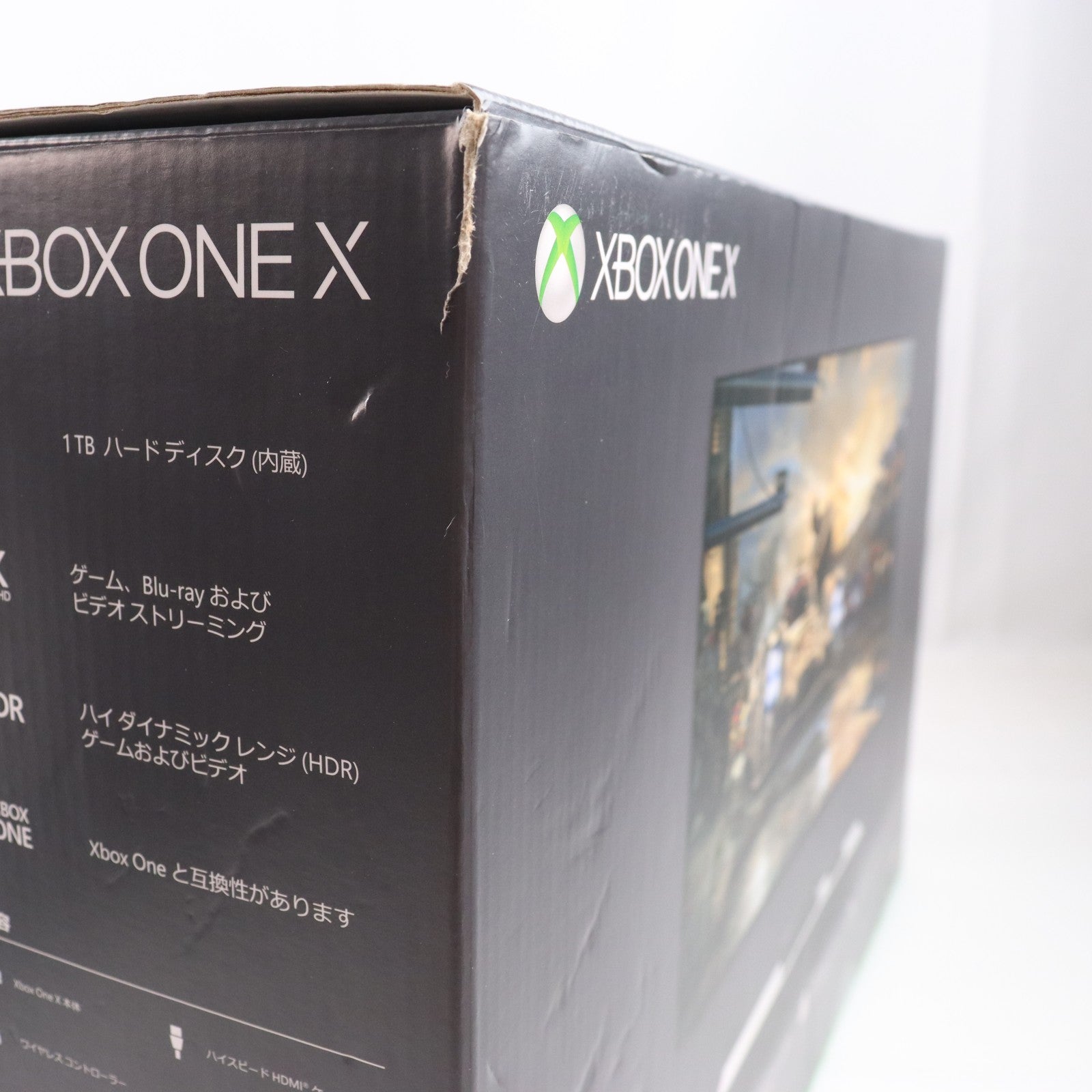 【中古即納】[XboxOne] (本体) Xbox One X 1TB 日本マイクロソフト(CYV-00015)(20171107)