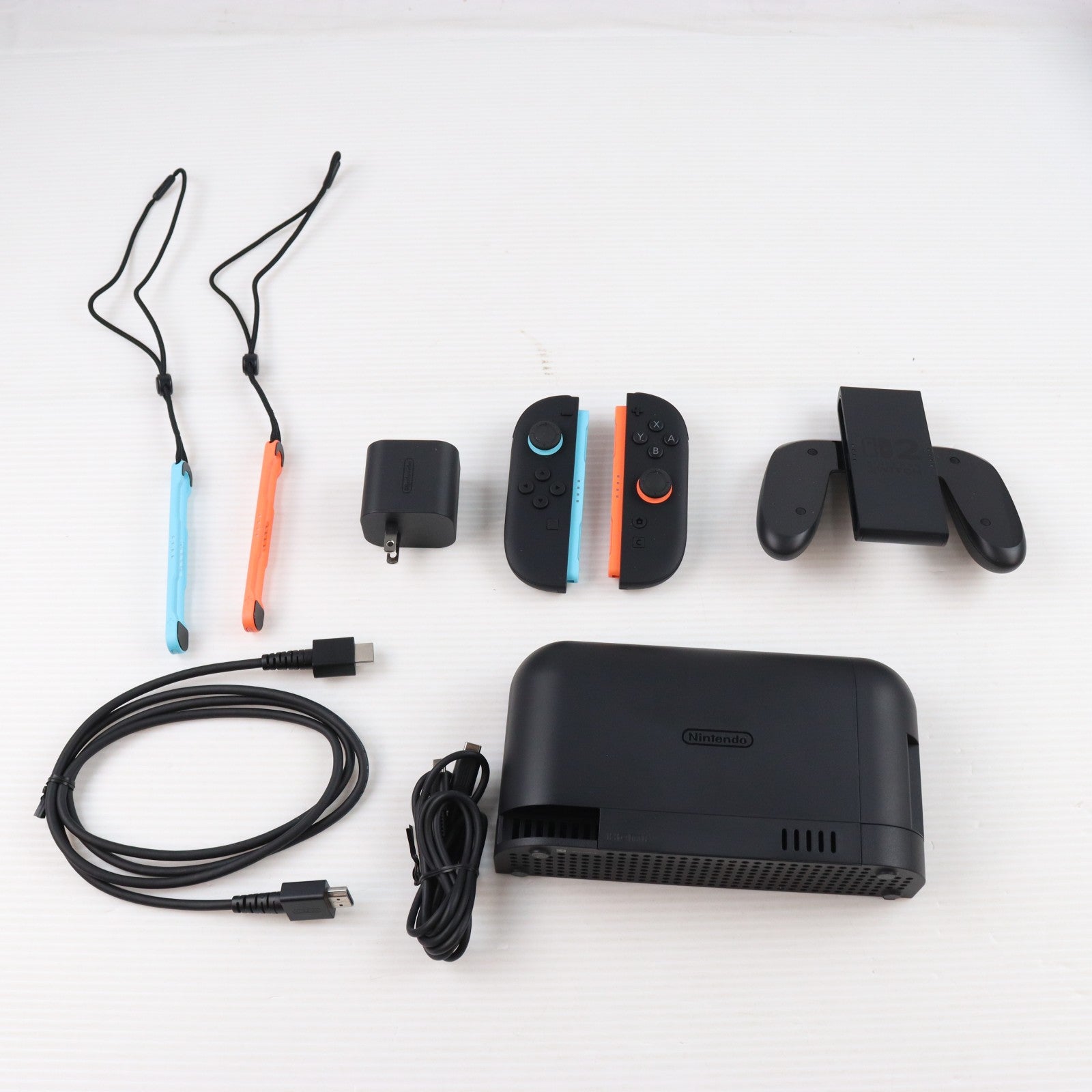 【中古即納】[Switch2] (本体) Nintendo Switch 2(ニンテンドースイッチ2)(日本語・国内専用) 任天堂(BEE-S-KB6CA)(20250605)