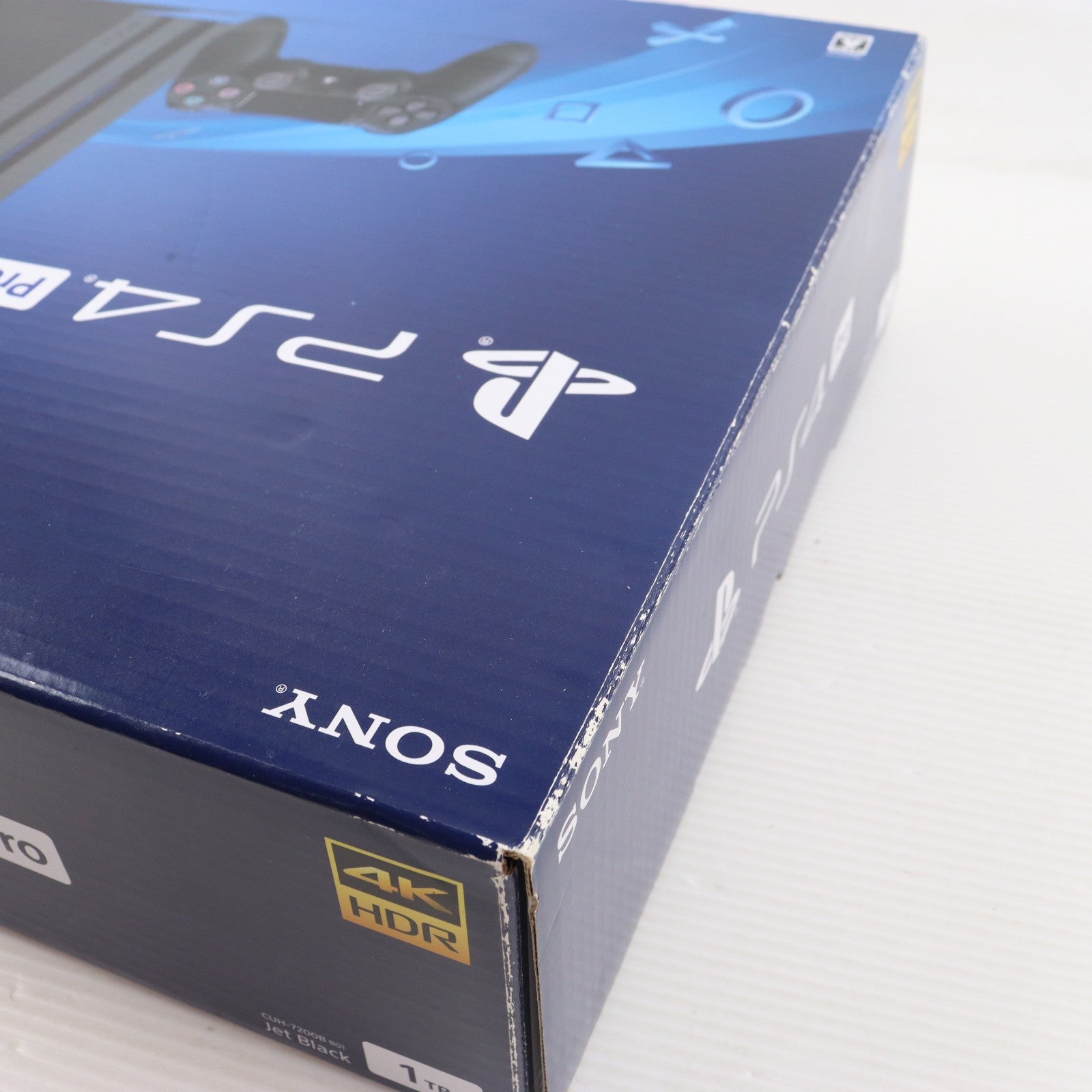 【中古即納】[PS4] (本体) PlayStation 4 Pro(プレイステーション4 プロ) ジェット・ブラック 1TB SIE(CUH-7200BB01)(20180927)