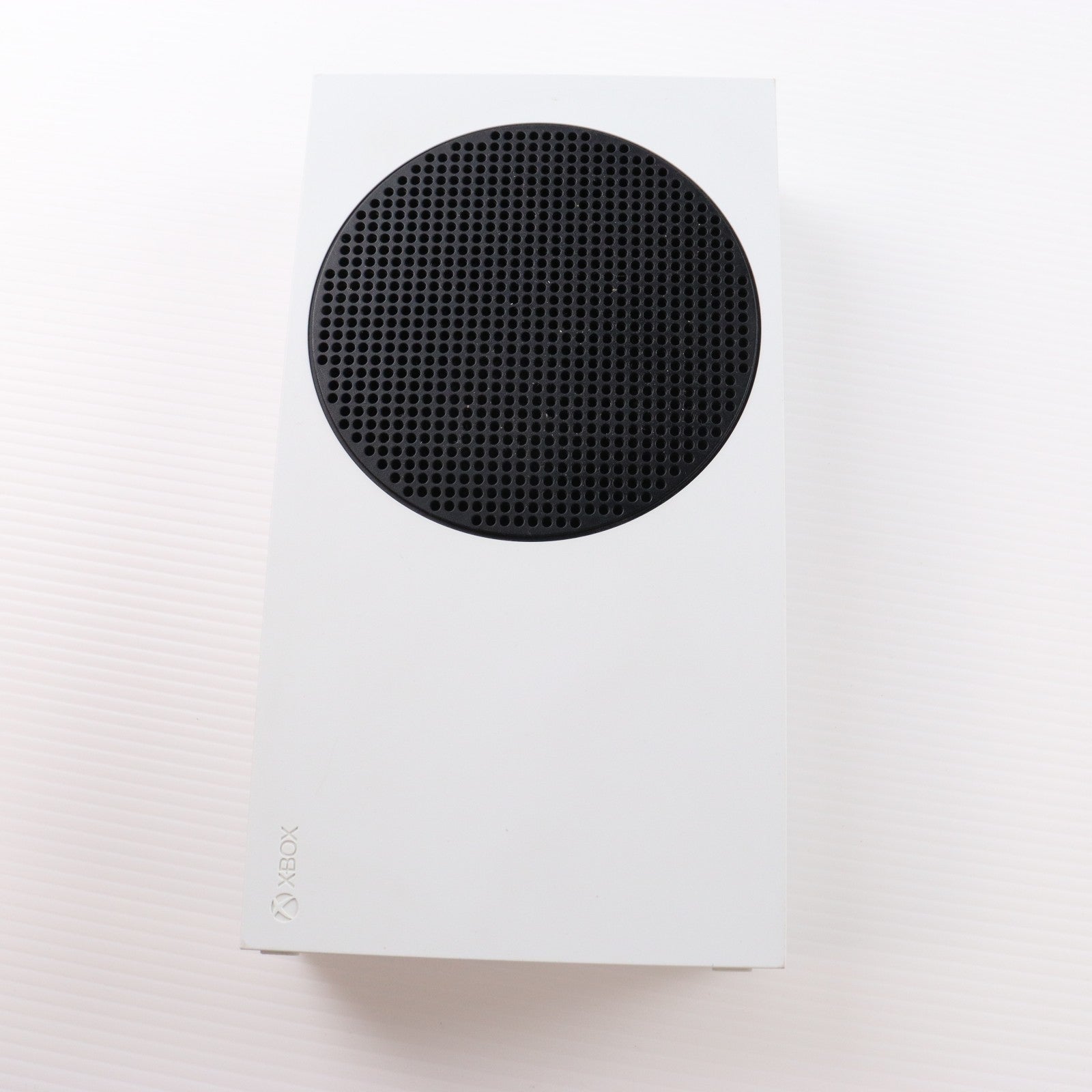 【中古即納】[XboxX/S] (本体) Xbox Series S 512GB 日本マイクロソフト(RRS-00015)(20201110)