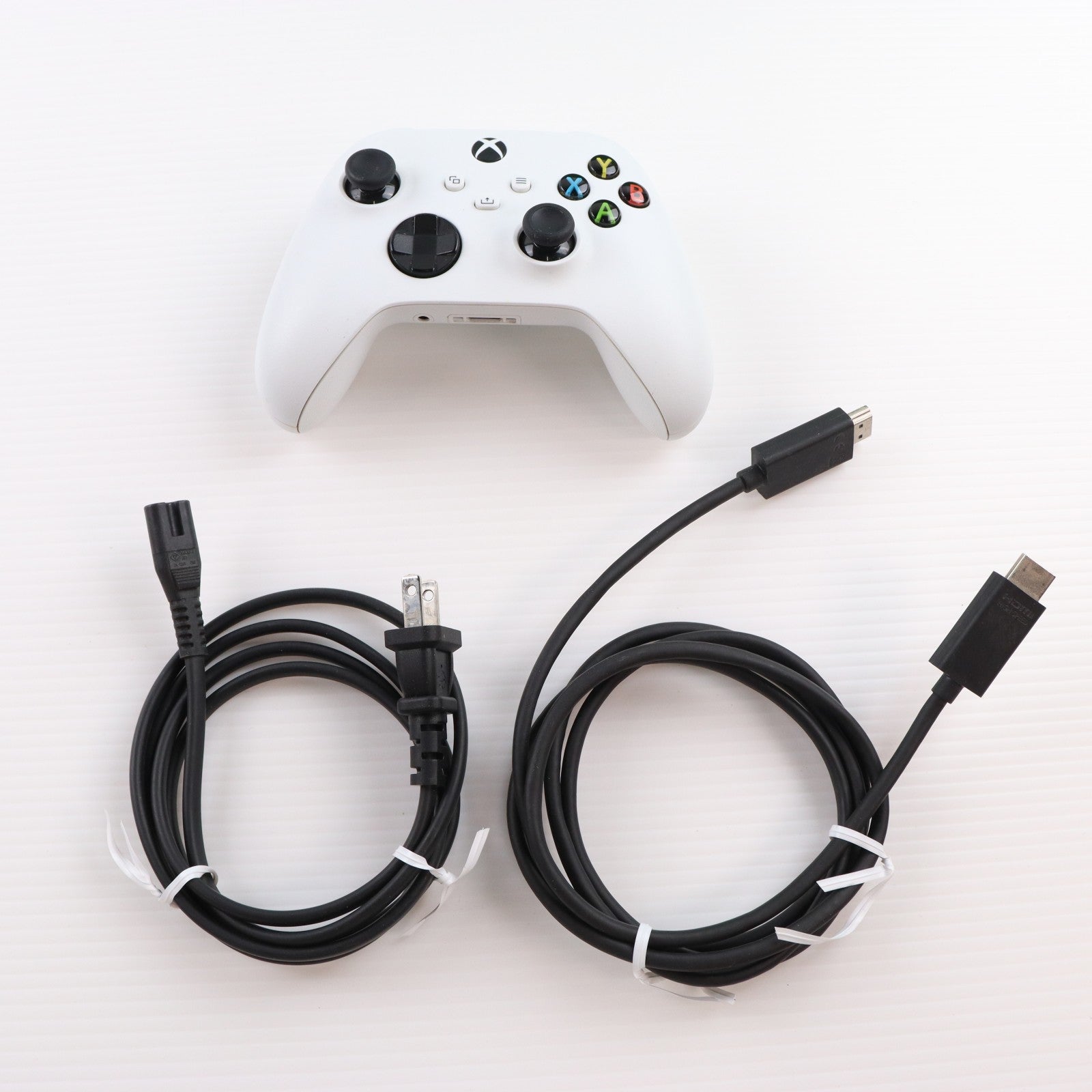 【中古即納】[XboxX/S] (本体) Xbox Series S 512GB 日本マイクロソフト(RRS-00015)(20201110)