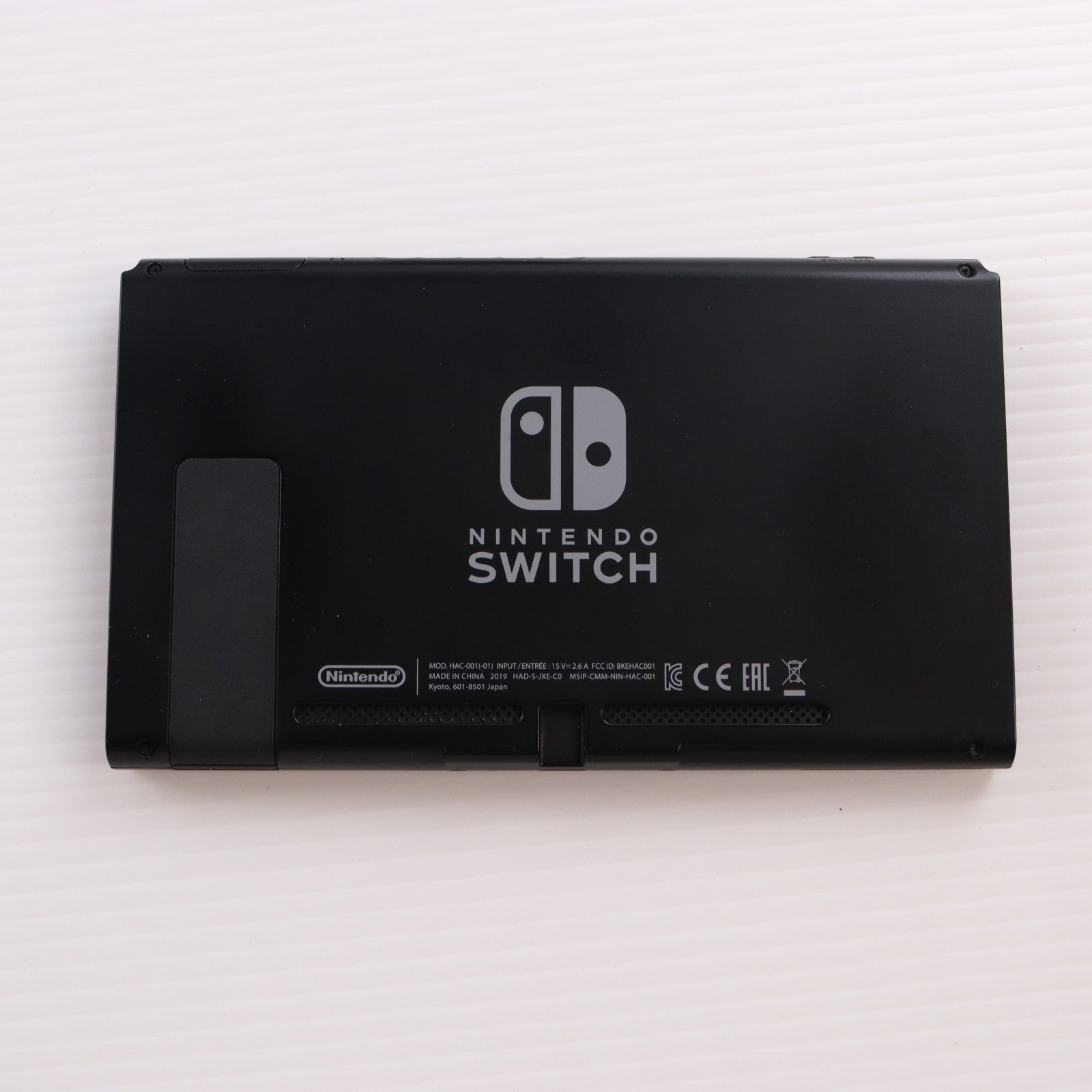 【中古即納】[Switch] (本体) マイニンテンドーストア限定 (新型)Nintendo Switch(ニンテンドースイッチ) カスタマイズ Joy-Con(L) レッド/(R) パープル Joy-Conストラップ ネオンブルー/ネオンレッド 任天堂(HAD-S-KAYAA)(20190830)