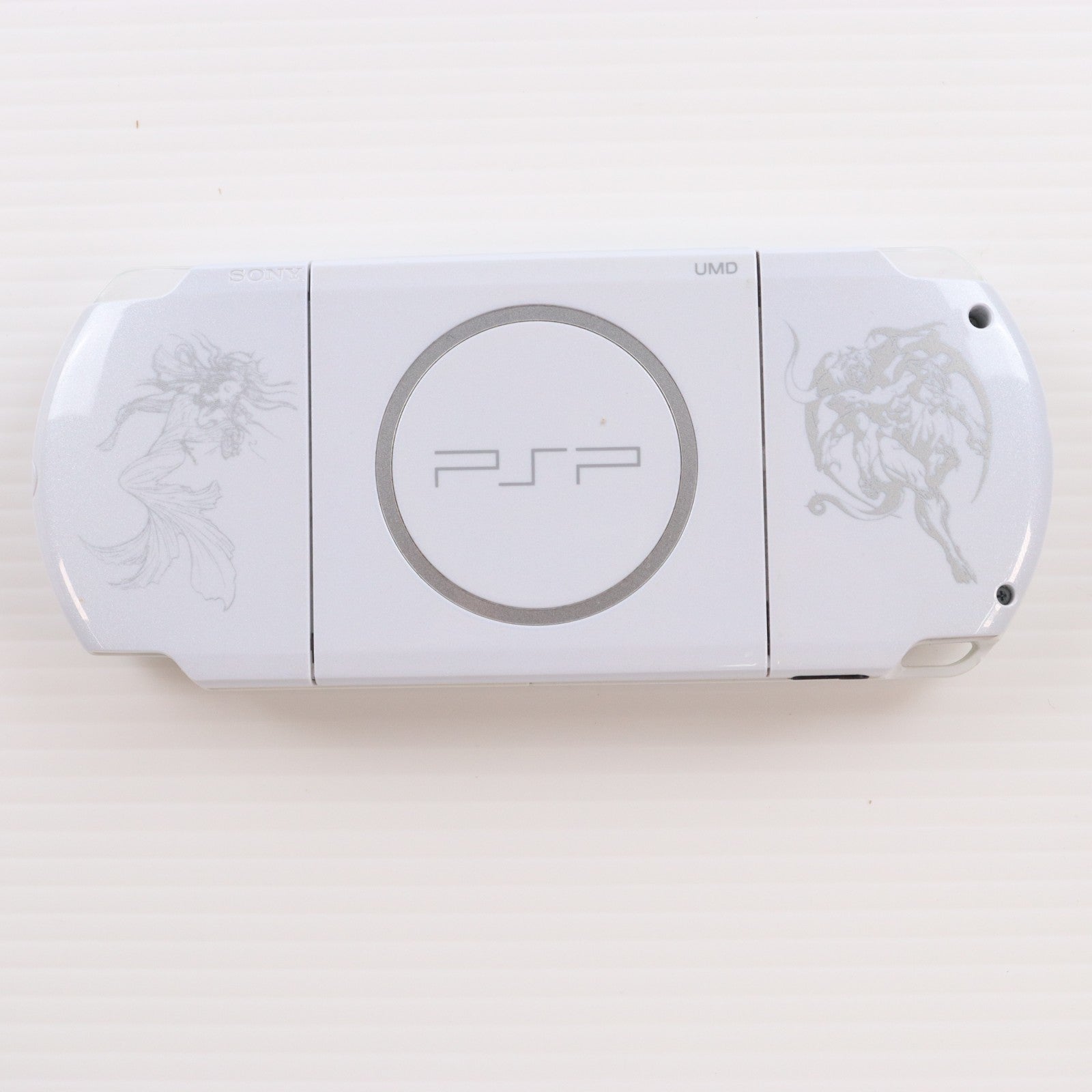 【中古即納】[PSP] (本体) ディシディアファイナルファンタジー FF20th アニバーサリーリミテッド スクウェア・エニックス(ULJM-05405)(20081218)