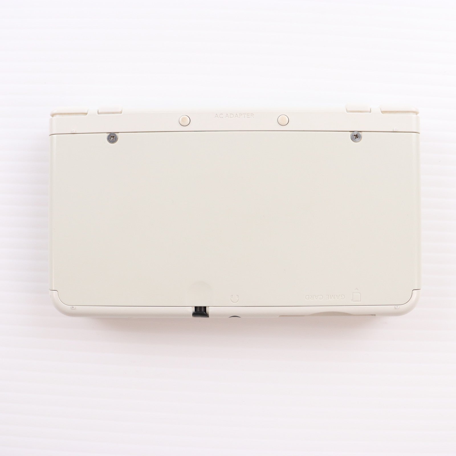 【中古即納】[3DS] (本体) Newニンテンドー3DS ホワイト 任天堂(KTR-S-WAAA)(20141011)