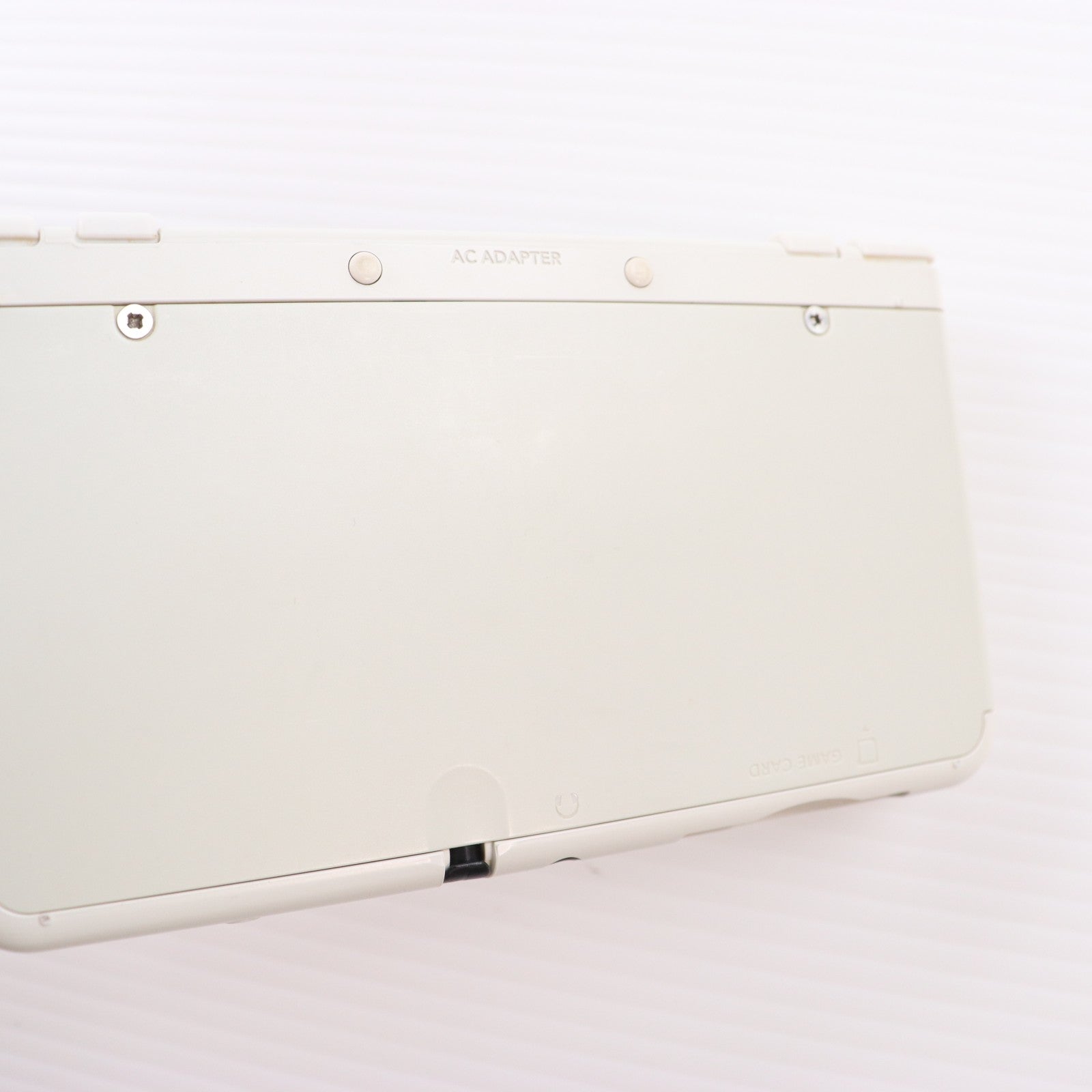【中古即納】[3DS] (本体) Newニンテンドー3DS ホワイト 任天堂(KTR-S-WAAA)(20141011)