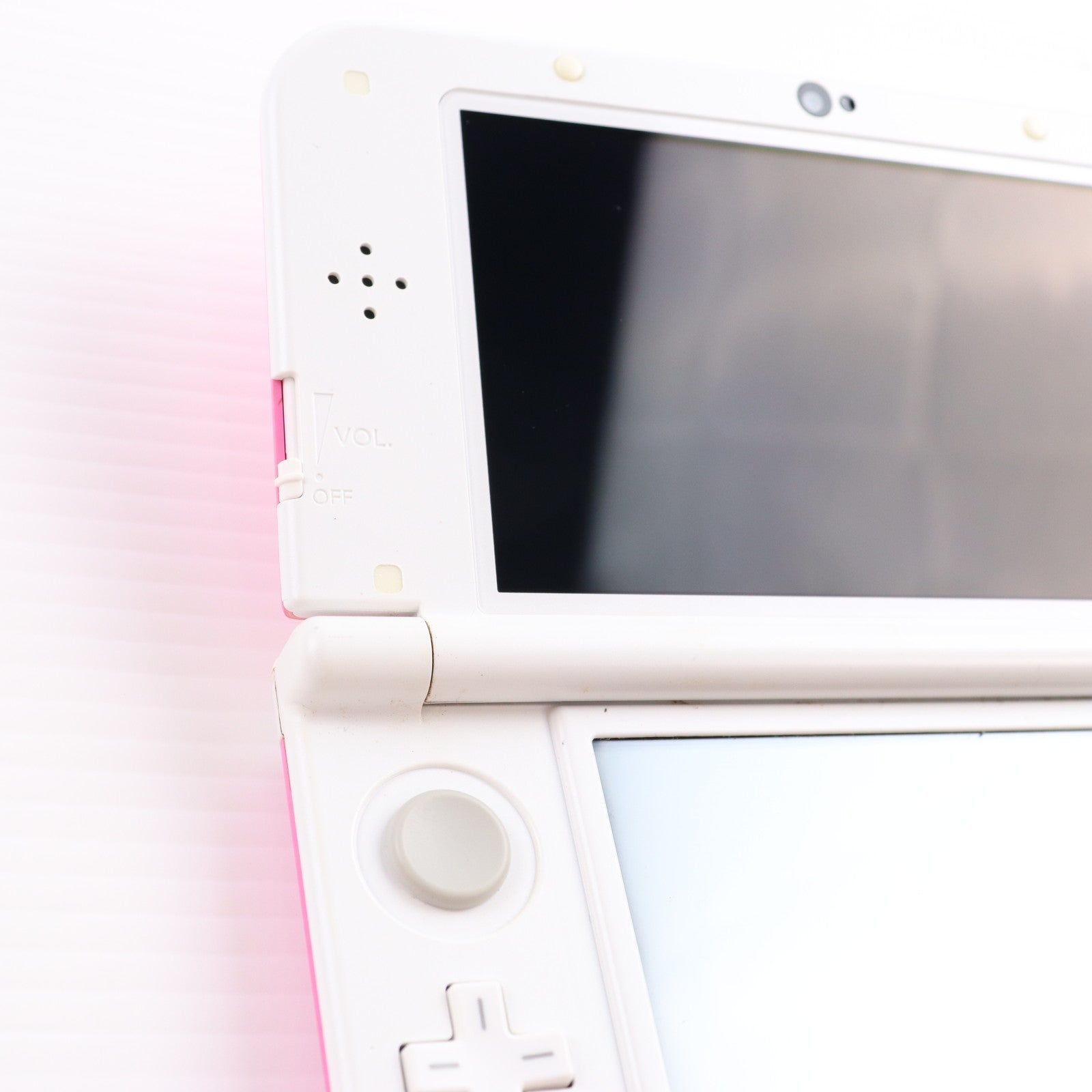 【中古即納】[3DS] (本体) Newニンテンドー3DS LL ピンク×ホワイト 任天堂(RED-S-PAAA)(20160609)