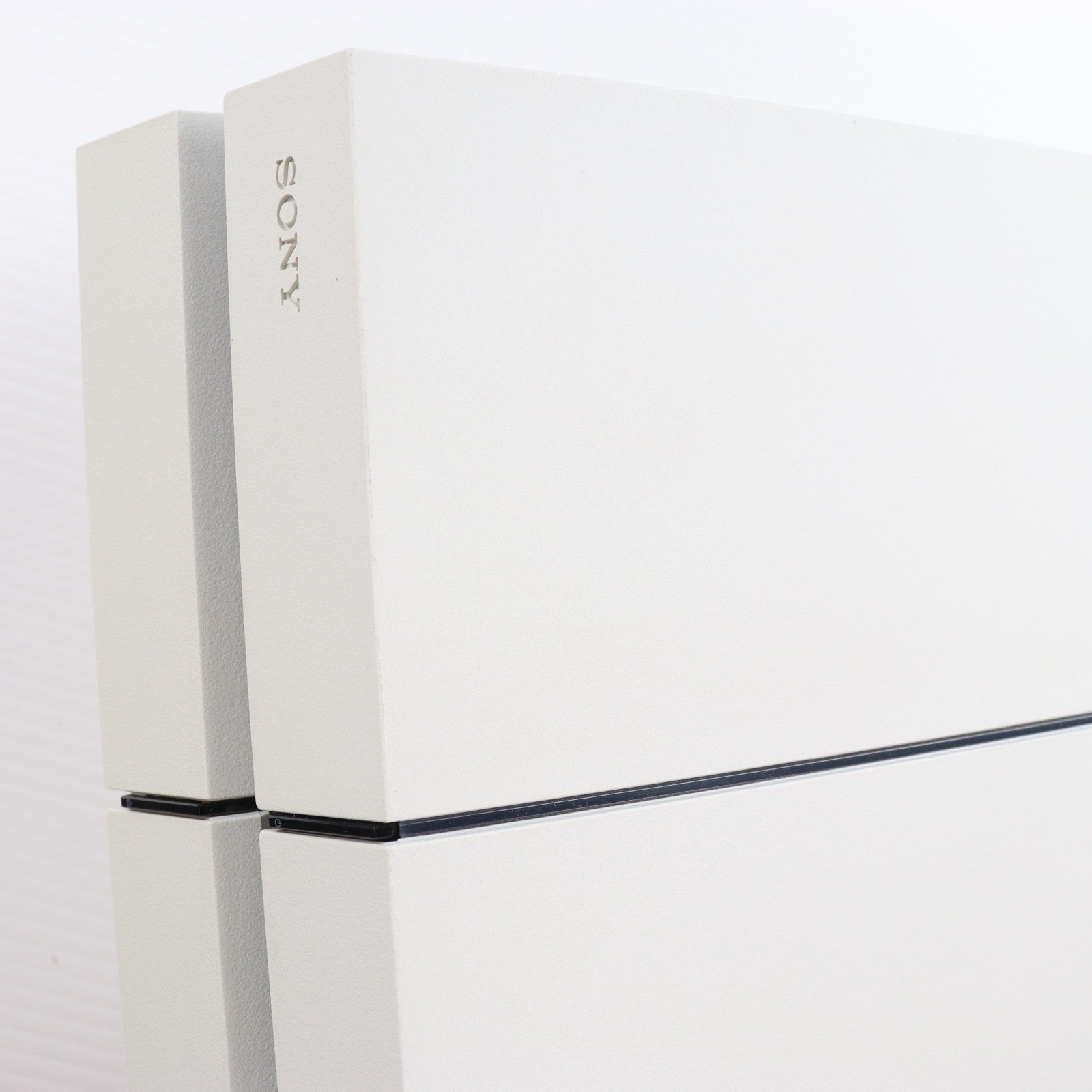 【中古即納】[PS4] (本体) PlayStation 4(プレイステーション4) グレイシャー・ホワイト HDD500GB SCE(CUH-1200AB02)(20150625)