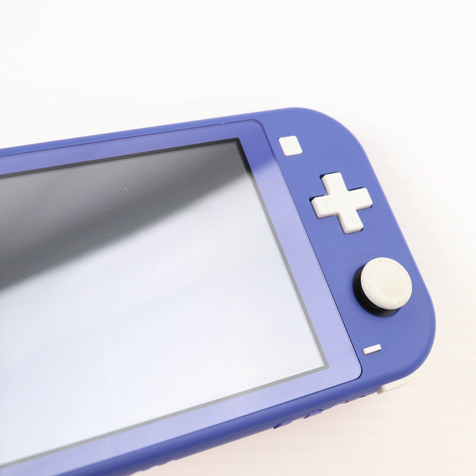 【中古即納】[Switch] (本体) Nintendo Switch Lite(ニンテンドースイッチライト) ブルー 任天堂(HDH-S-BBZAA)(20210521)