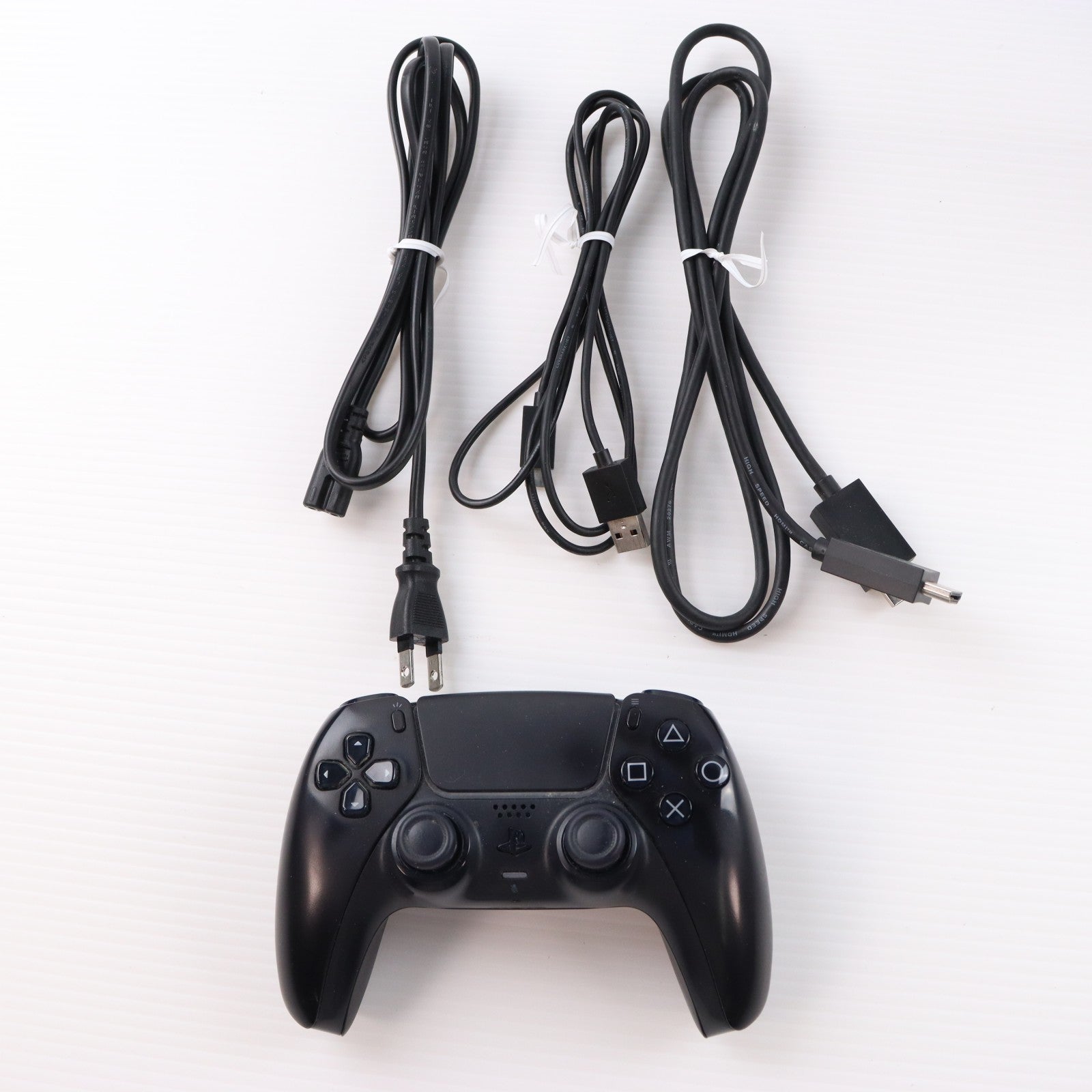 【中古即納】[PS5] (本体) PlayStation 5(プレイステーション5) SIE(CFI-1000A01)(20201112)