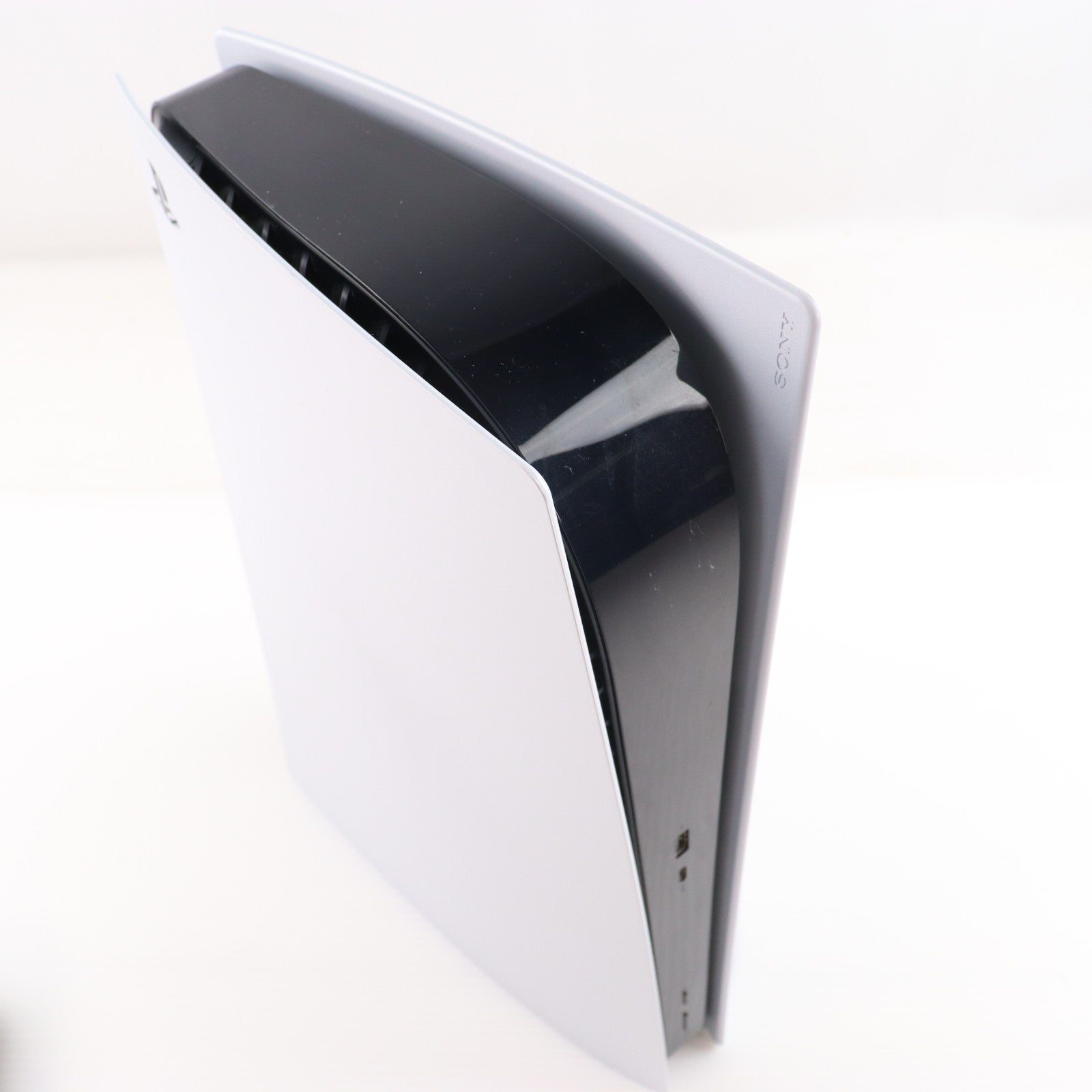 【中古即納】[PS5] (本体) PlayStation 5(プレイステーション5) SIE(CFI-1000A01)(20201112)