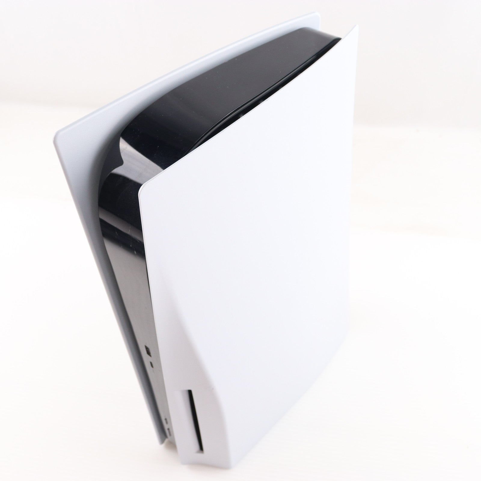 【中古即納】[PS5] (本体) PlayStation 5(プレイステーション5) SIE(CFI-1000A01)(20201112)