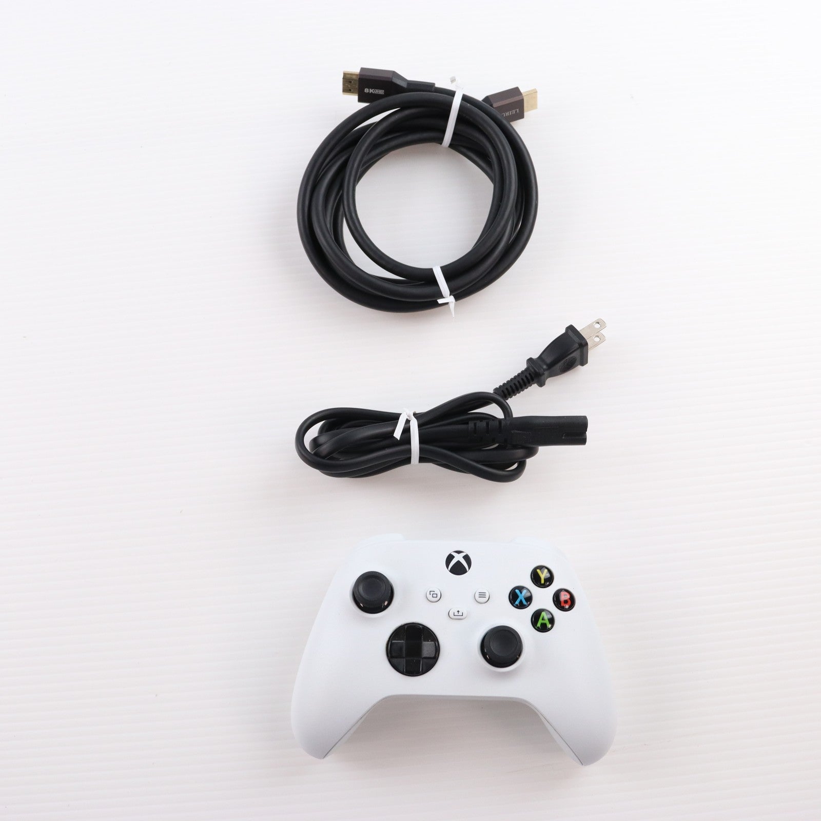 【中古即納】[XboxX/S] (本体) Xbox Series S 512GB スターターバンドル 日本マイクロソフト(RRS-00159)(20231031)