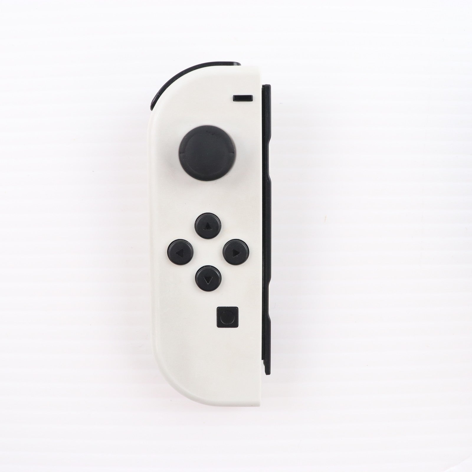 【中古即納】[Switch] (本体) Nintendo Switch(ニンテンドースイッチ) 有機ELモデル Joy-Con(L)/(R) ホワイト 任天堂(HEG-S-KAAAA)(20211008)