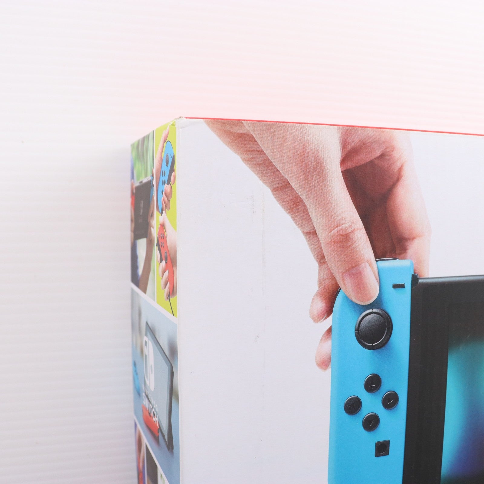 【中古即納】[Switch] (本体) Nintendo Switch(ニンテンドースイッチ) Joy-Con(L) ネオンブルー/R ネオンレッド 任天堂(HAC-S-KABAA)(20170303)