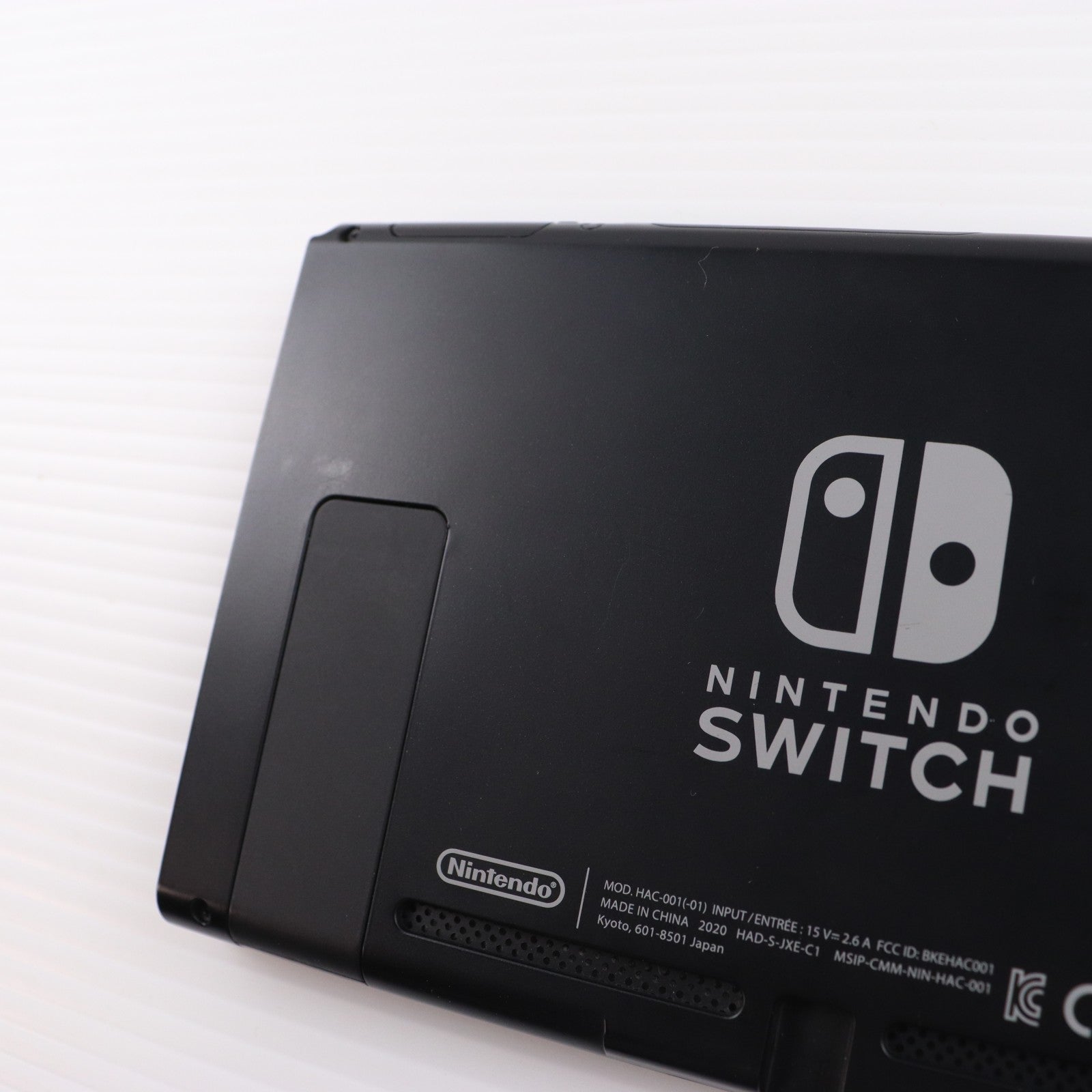【中古即納】[Switch] (本体) Nintendo Switch(ニンテンドースイッチ) Joy-Con(L) ネオンブルー/(R) ネオンレッド 任天堂(HAD-S-KABAA)(20190830)