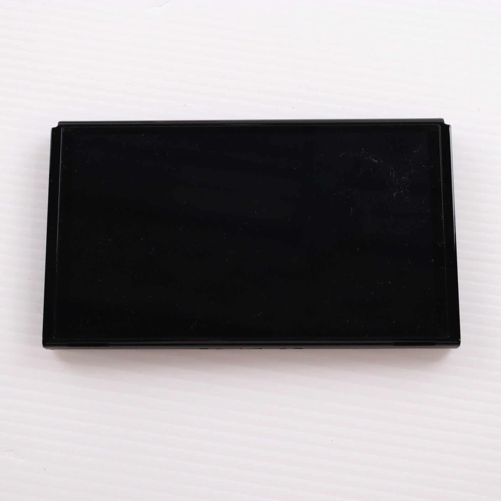 【中古即納】[Switch] (本体) Nintendo Switch(ニンテンドースイッチ) 有機ELモデル Joy-Con(L)/(R) ホワイト 任天堂(HEG-S-KAAAA)(20211008)