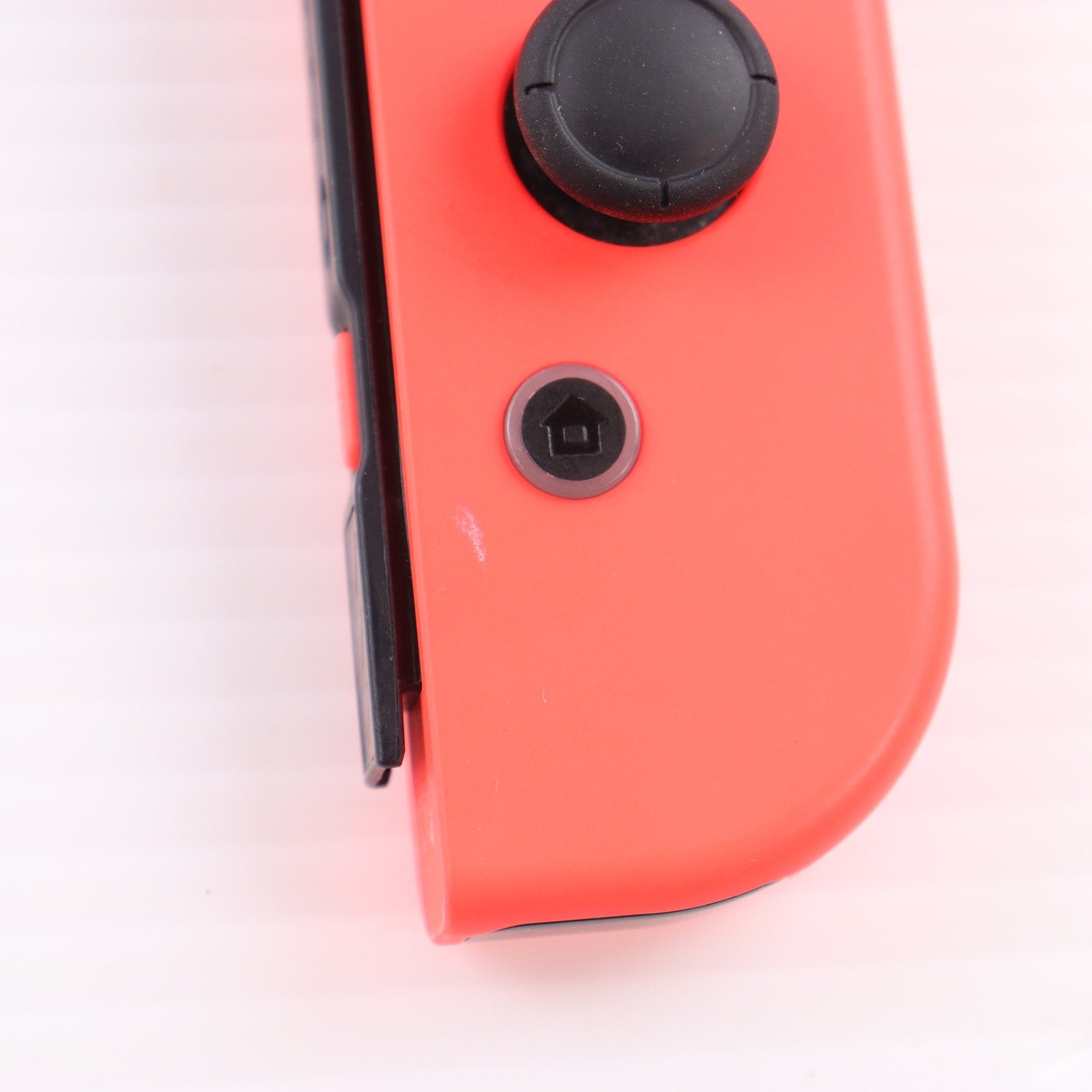 【中古即納】[Switch] (本体) Nintendo Switch(ニンテンドースイッチ) Joy-Con(L) ネオンブルー/R ネオンレッド 任天堂(HAC-S-KABAA)(20170303)