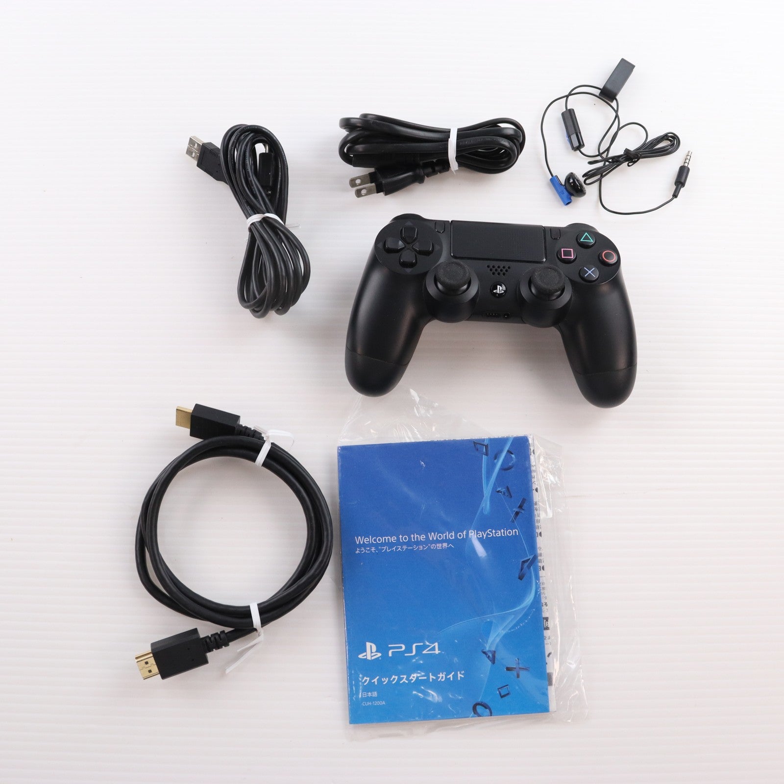 【中古即納】[PS4] (本体) PlayStation 4(プレイステーション4) ジェット・ブラック HDD500GB SCE(CUH-1200AB01)(20150625)