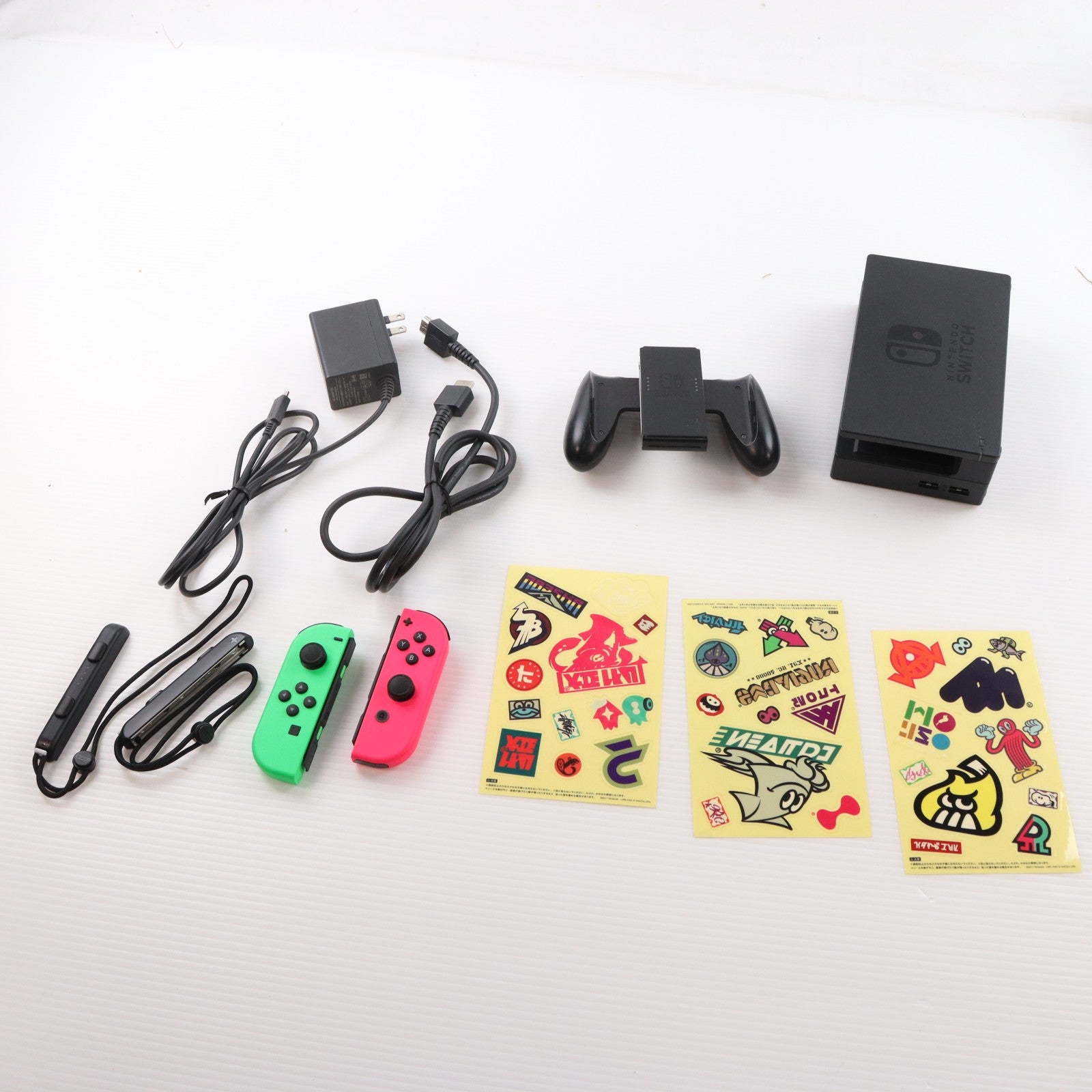 【中古即納】[Switch] (本体) Nintendo Switch(ニンテンドースイッチ) スプラトゥーン2セット 任天堂(HAC-S-KACEA)(20170721)