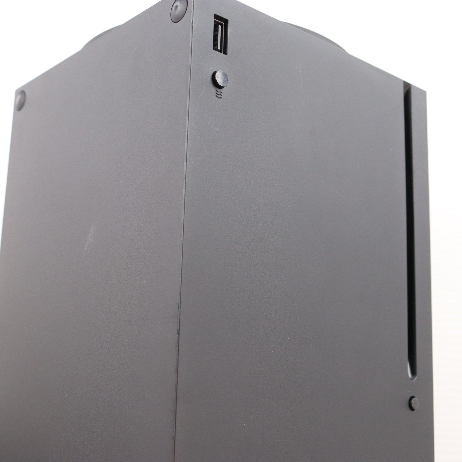 【中古即納】[XboxX/S] (本体) Xbox Series X 1TB 日本マイクロソフト(RRT-00015)(20201110)