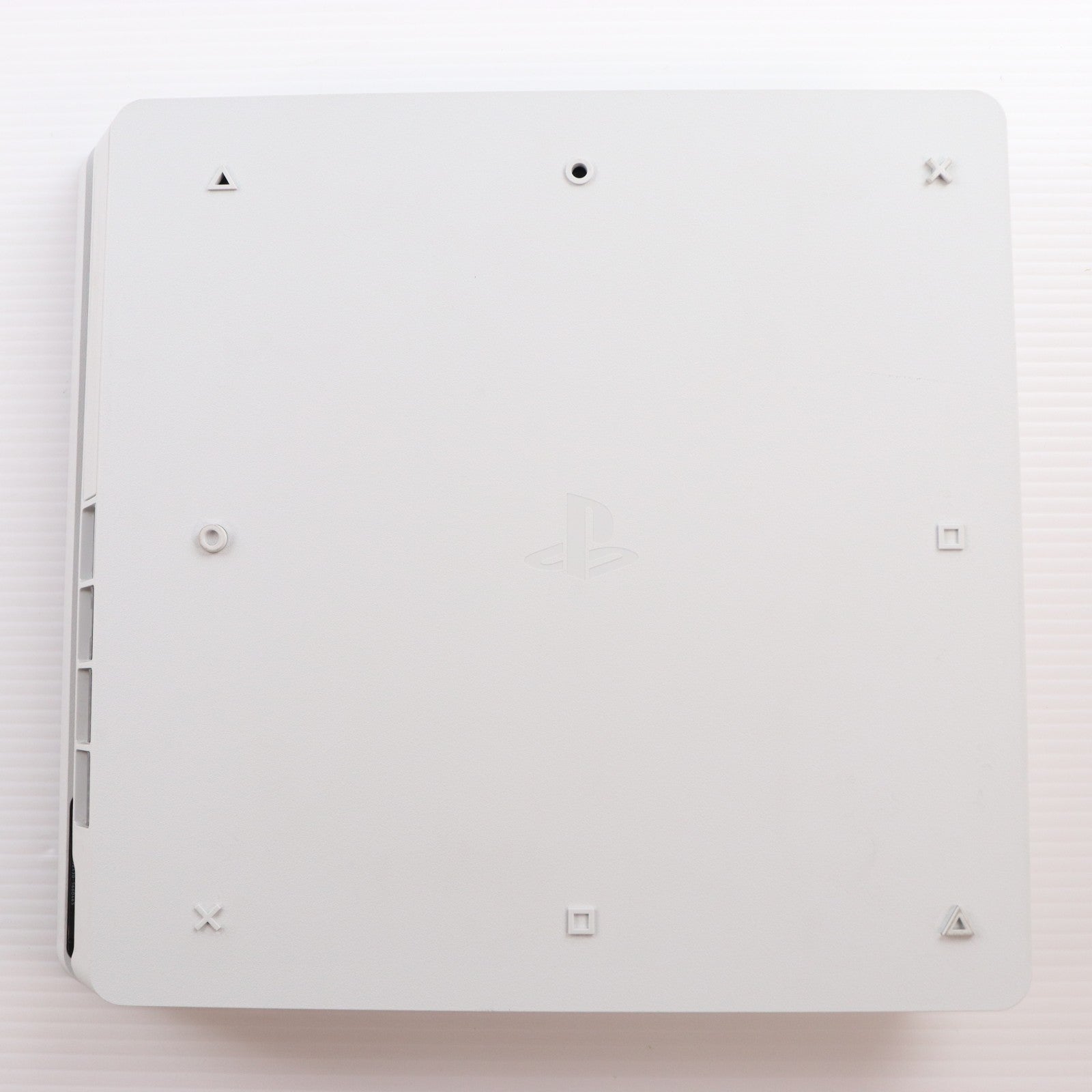 【中古即納】[PS4] (本体) PlayStation 4(プレイステーション4) グレイシャー・ホワイト 500GB SIE(CUH-2000AB02)(20170223)