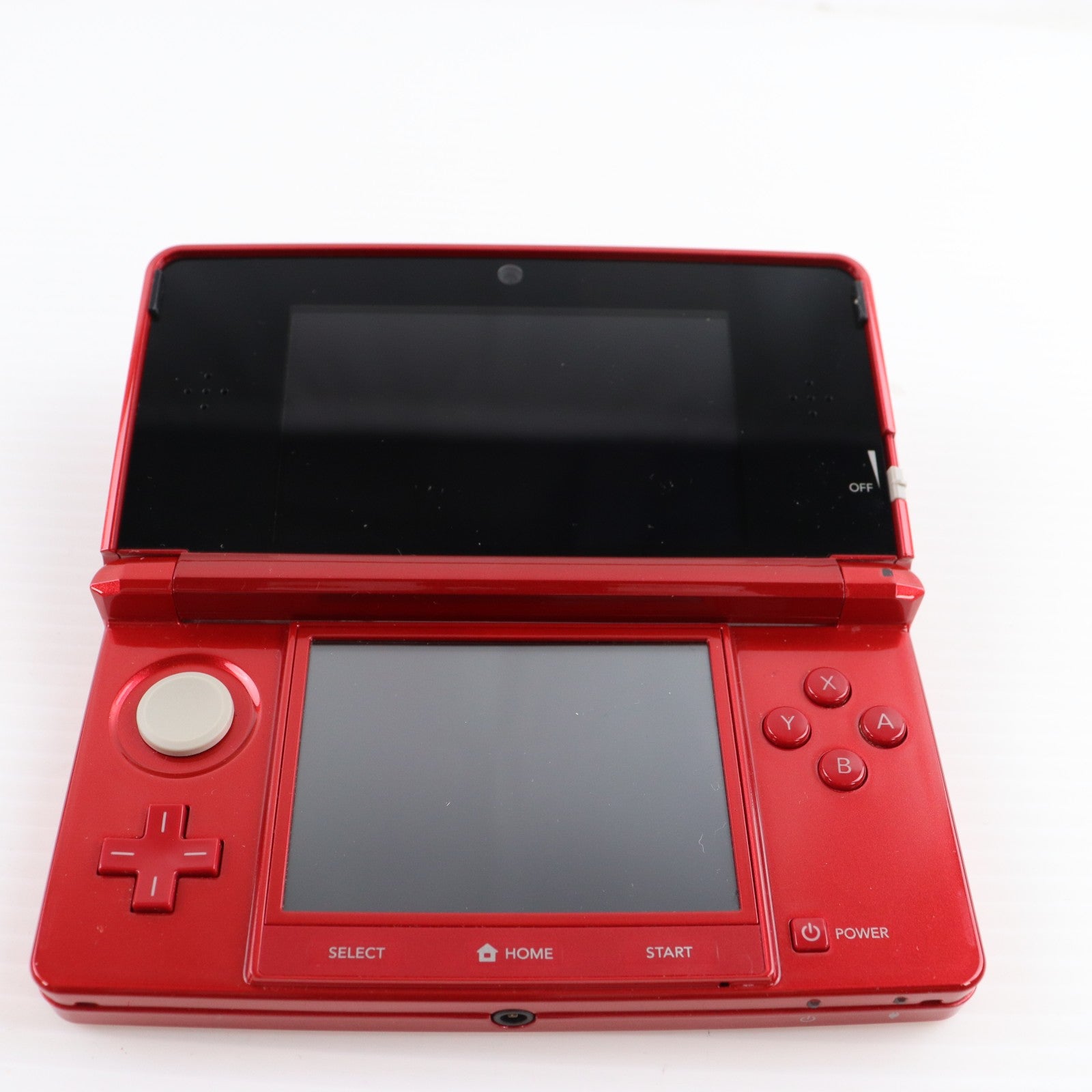 【中古即納】[3DS] (本体) ニンテンドー3DS メタリックレッド 任天堂(CTR-S-RDBA)(20130613)