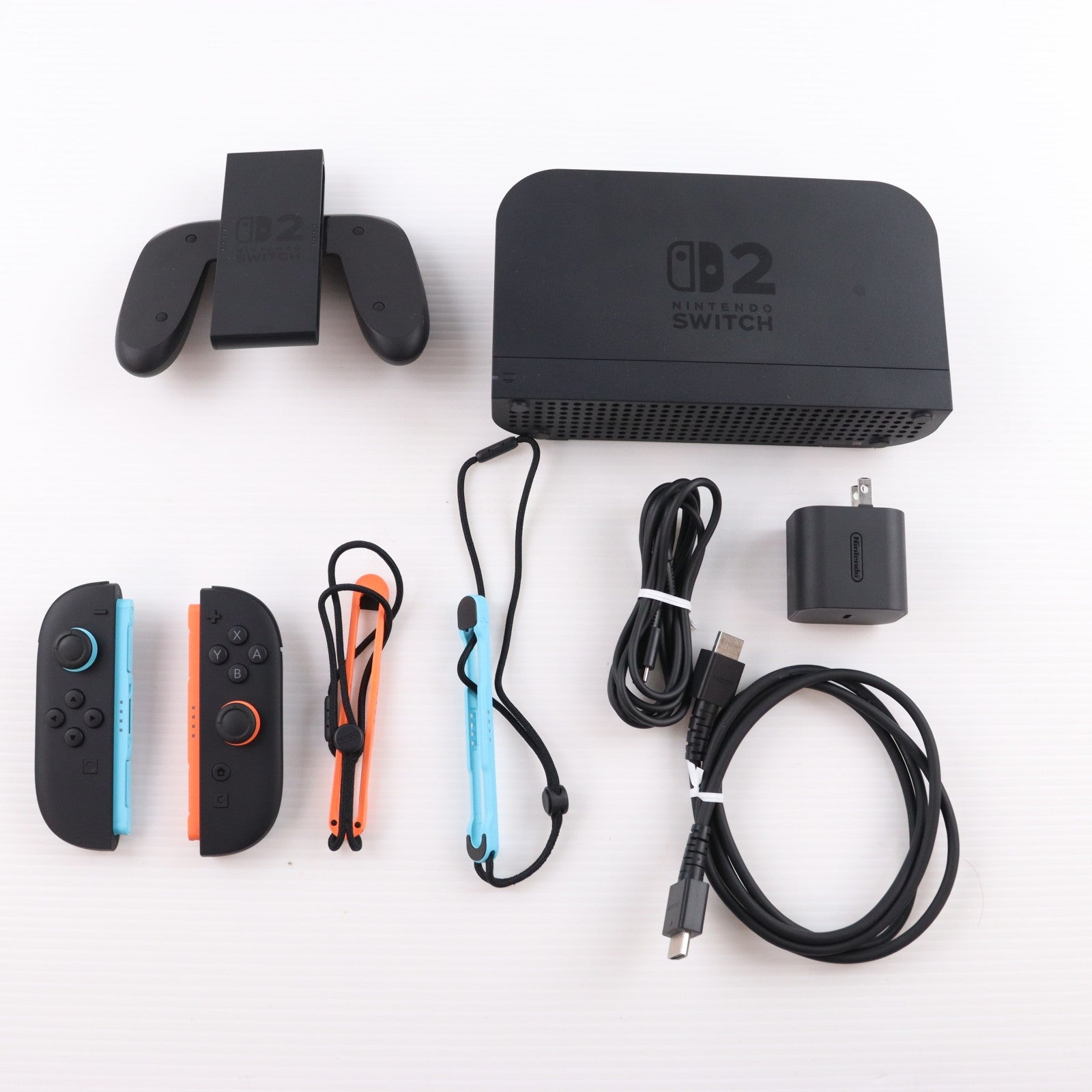 【中古即納】[Switch2] (本体)(ソフト無し) Nintendo Switch 2(ニンテンドースイッチ2)(日本語・国内専用) マリオカート ワールド セット 任天堂(BEE-S-KB6PA)(20250605)